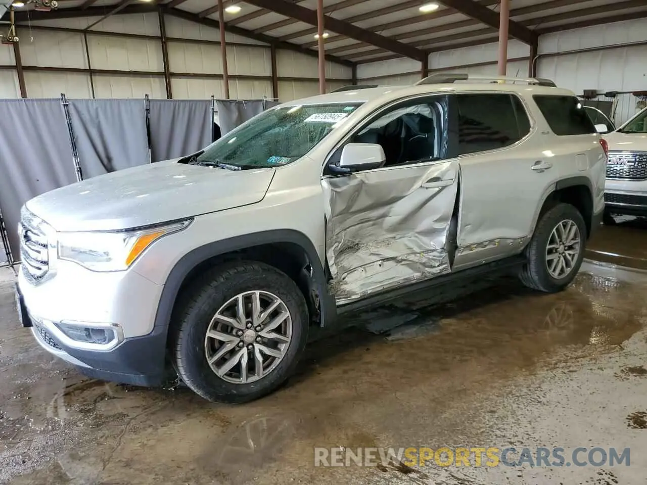 1 Photograph of a damaged car 1GKKNSLA2KZ252782 GMC ACADIA 2019