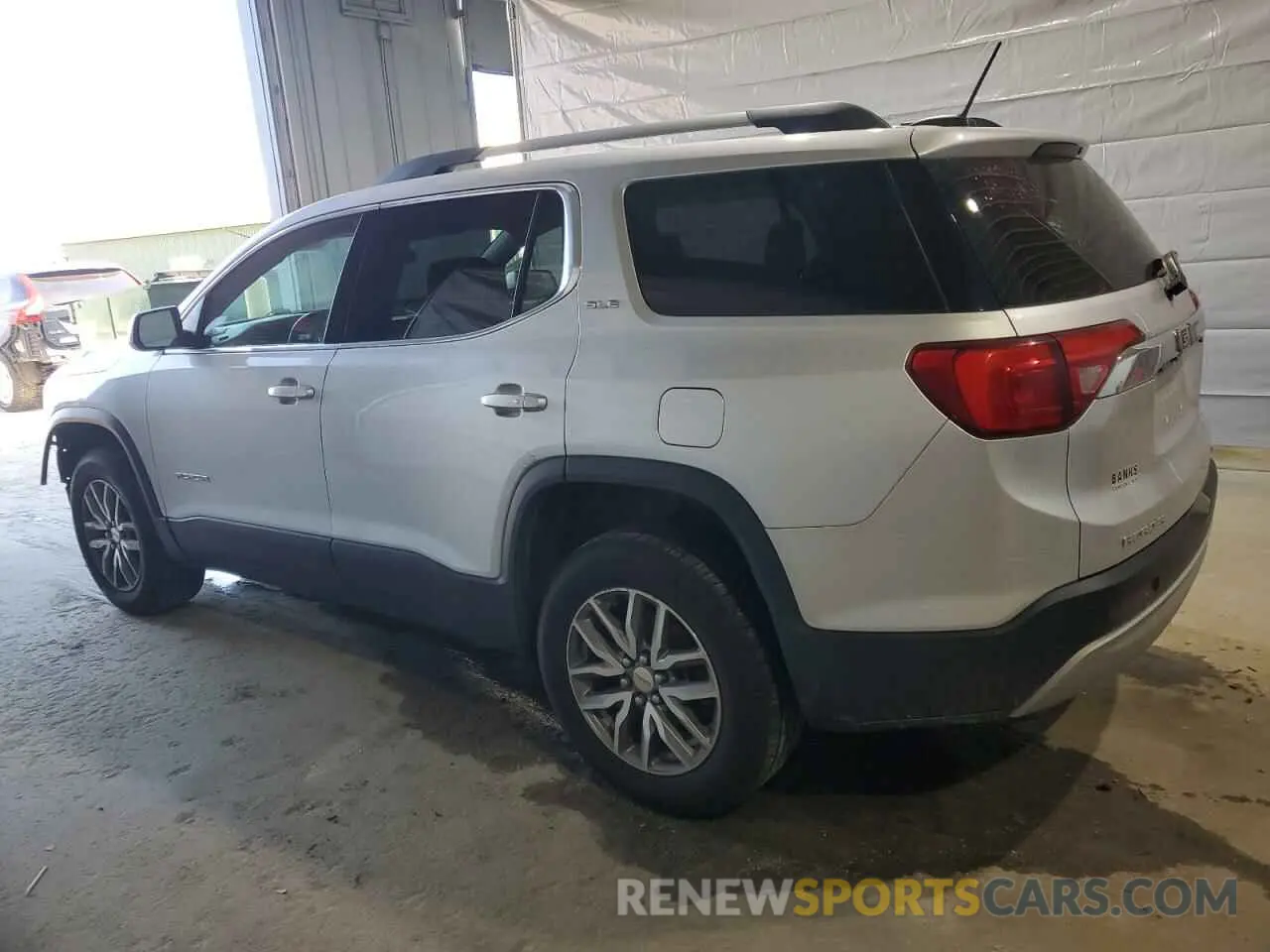 2 Photograph of a damaged car 1GKKNSLA7KZ285955 GMC ACADIA 2019