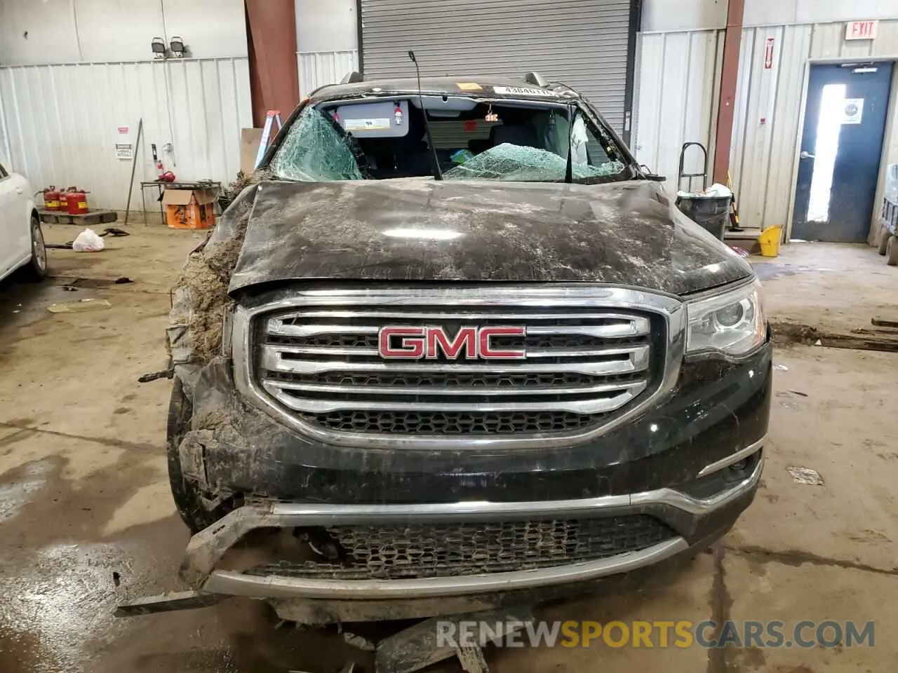 5 Photograph of a damaged car 1GKKNSLA8KZ280540 GMC ACADIA 2019