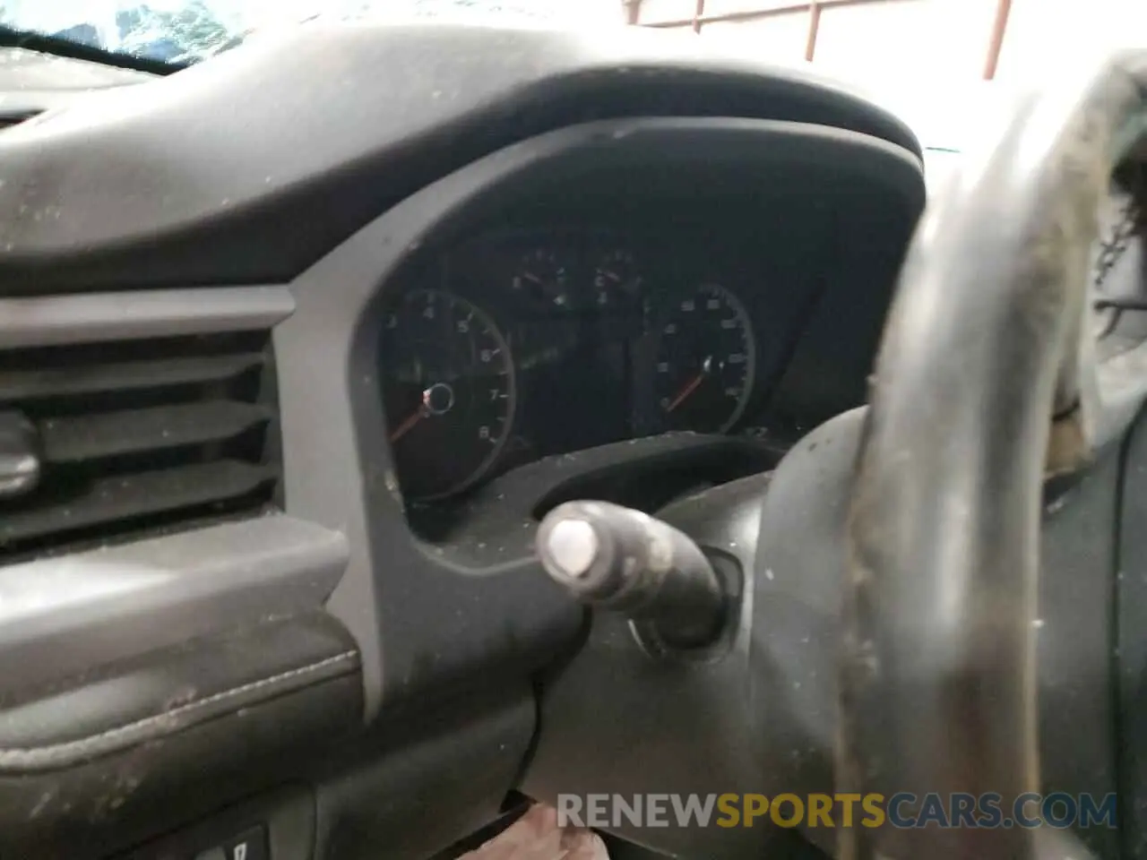 9 Photograph of a damaged car 1GKKNSLA8KZ280540 GMC ACADIA 2019