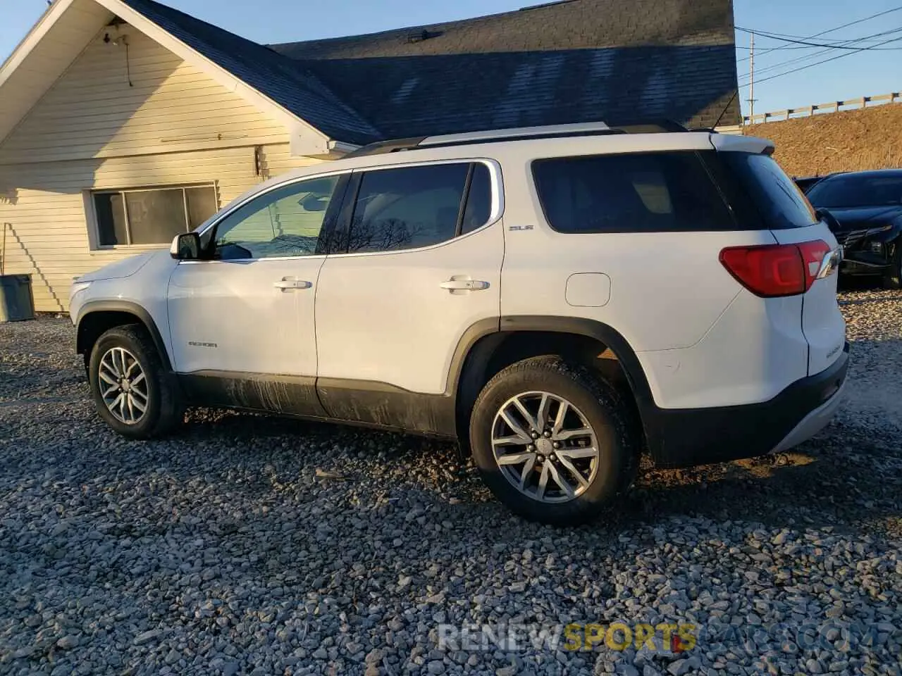 2 Photograph of a damaged car 1GKKNSLAXKZ127318 GMC ACADIA 2019