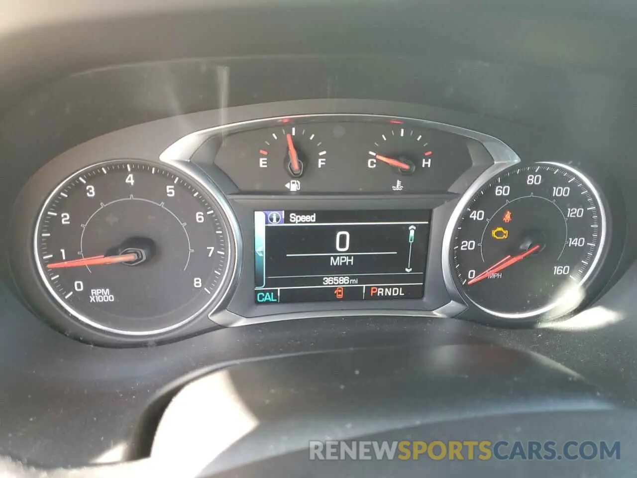 9 Photograph of a damaged car 1GKKNSLS1KZ103725 GMC ACADIA 2019