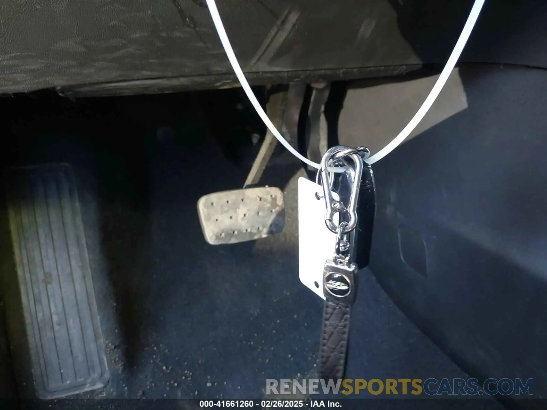 10 Photograph of a damaged car 1GKKNSLS1KZ130505 GMC ACADIA 2019