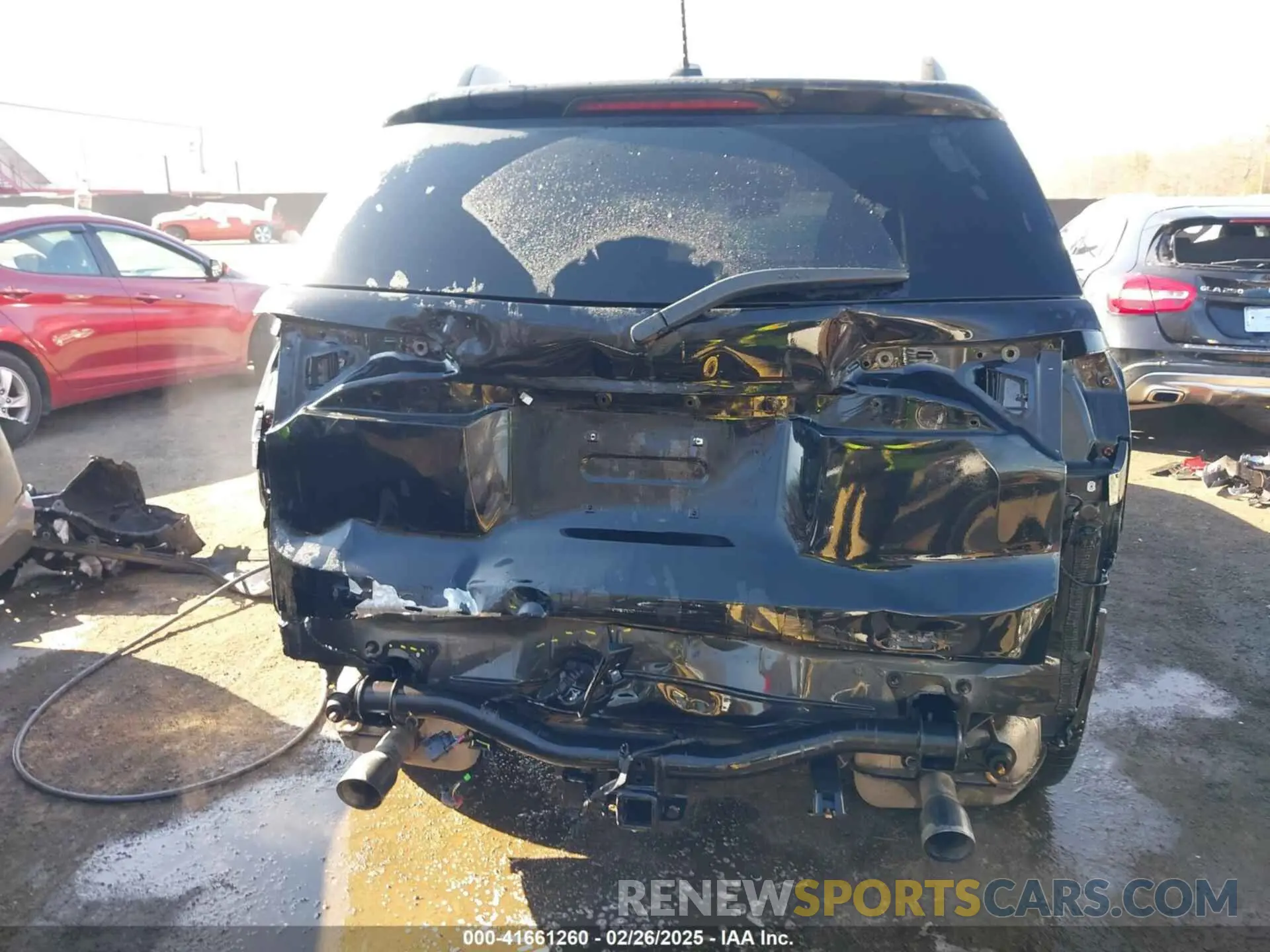 16 Photograph of a damaged car 1GKKNSLS1KZ130505 GMC ACADIA 2019