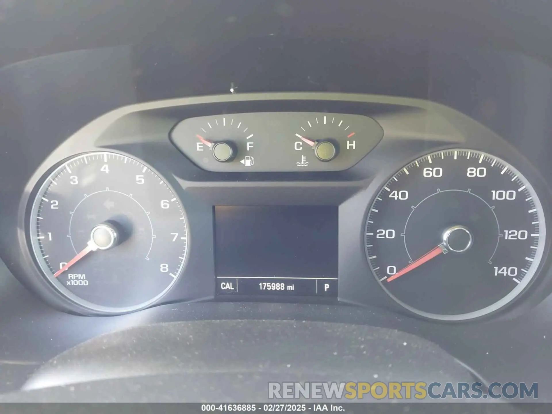 7 Photograph of a damaged car 1GKKNSLS1KZ140788 GMC ACADIA 2019