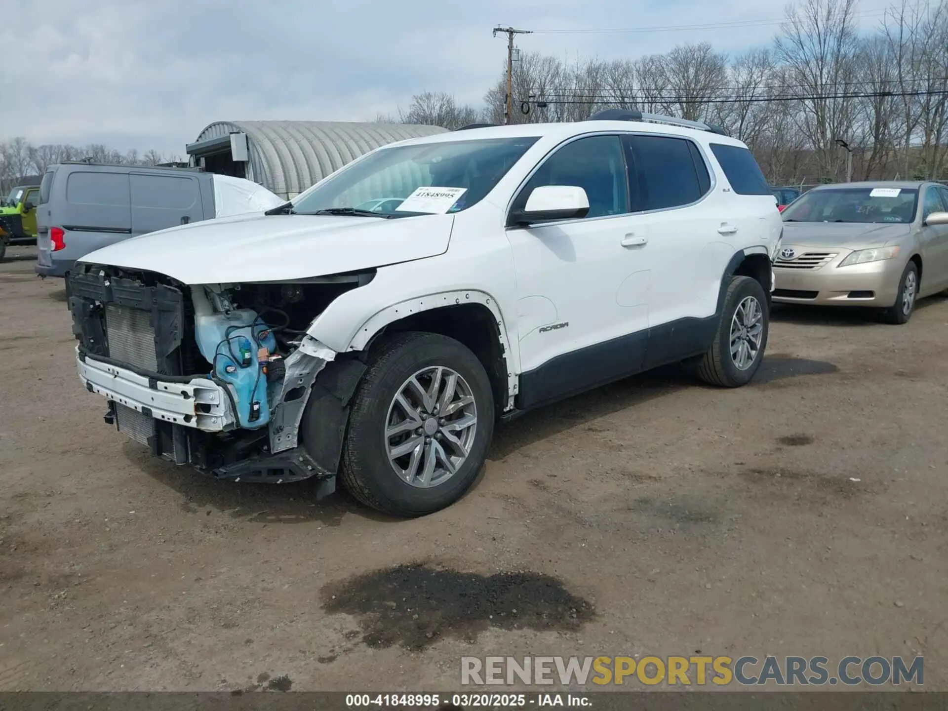 2 Photograph of a damaged car 1GKKNSLS2KZ135468 GMC ACADIA 2019