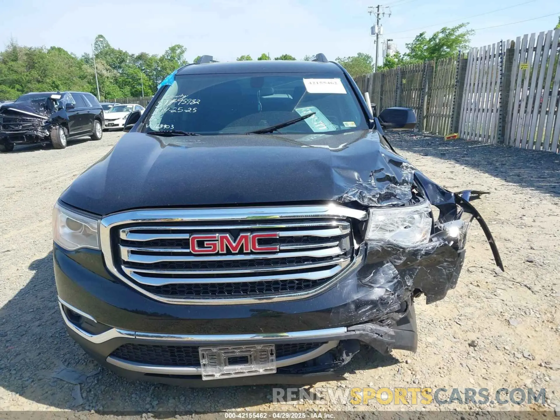 12 Photograph of a damaged car 1GKKNSLS5KZ168903 GMC ACADIA 2019