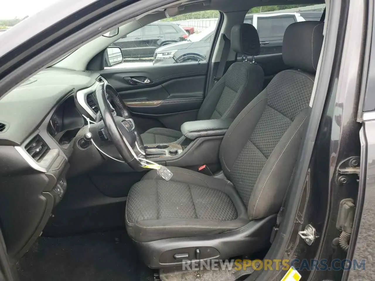 7 Photograph of a damaged car 1GKKNSLS6KZ131715 GMC ACADIA 2019