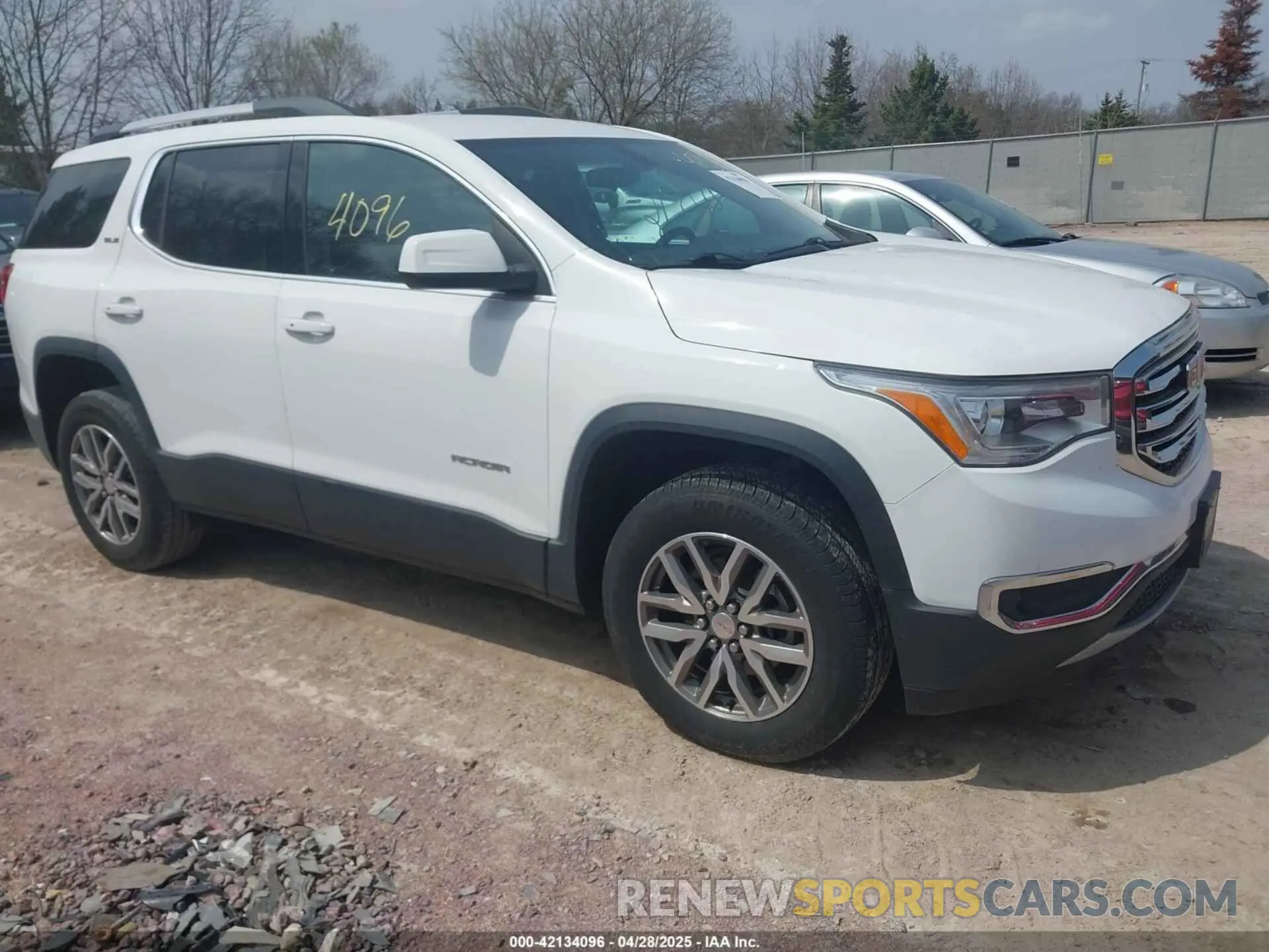 1 Photograph of a damaged car 1GKKNSLS6KZ287558 GMC ACADIA 2019