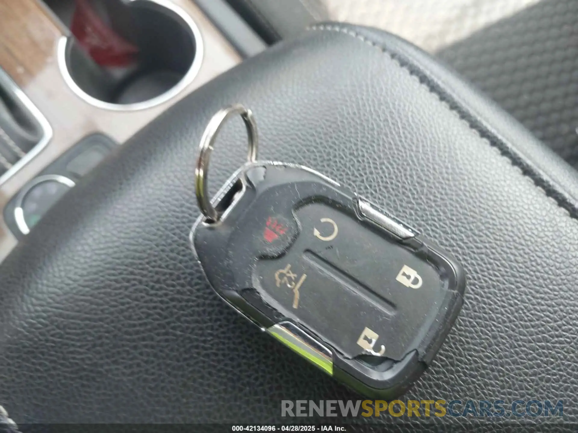 11 Photograph of a damaged car 1GKKNSLS6KZ287558 GMC ACADIA 2019