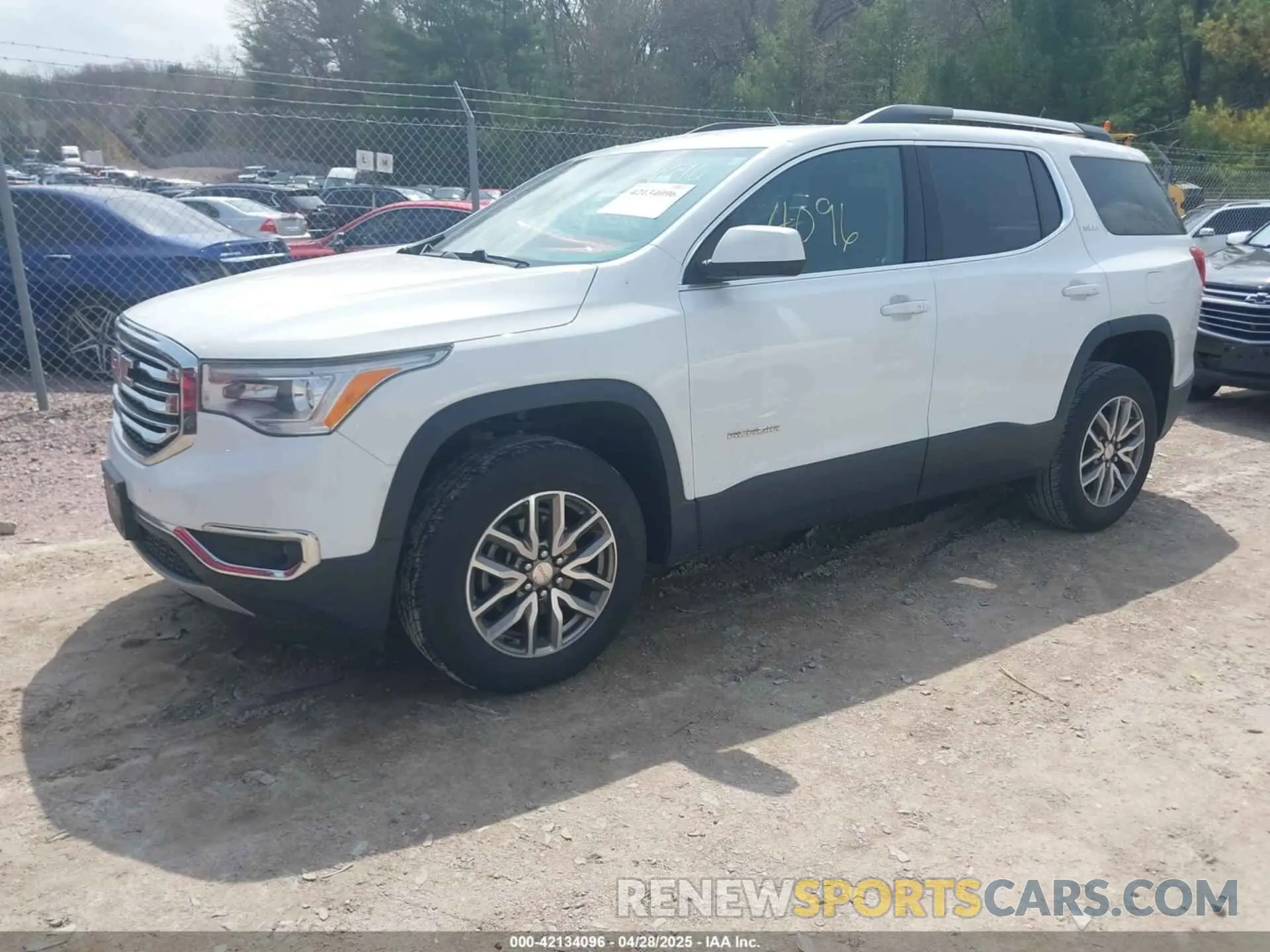 2 Photograph of a damaged car 1GKKNSLS6KZ287558 GMC ACADIA 2019