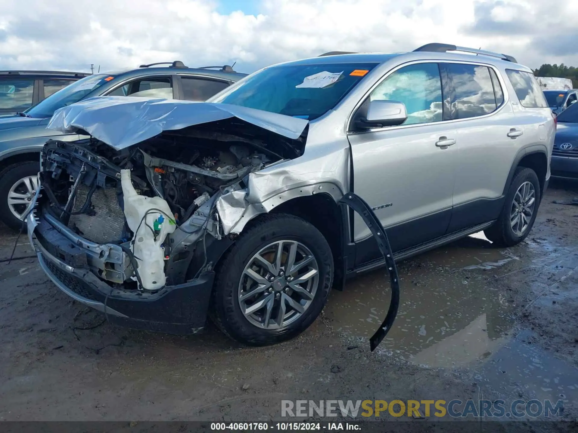 2 Photograph of a damaged car 1GKKNSLS7KZ249157 GMC ACADIA 2019