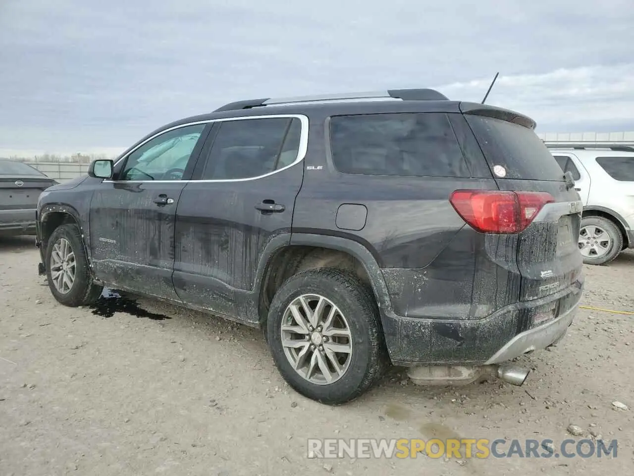2 Photograph of a damaged car 1GKKNSLS8KZ163453 GMC ACADIA 2019