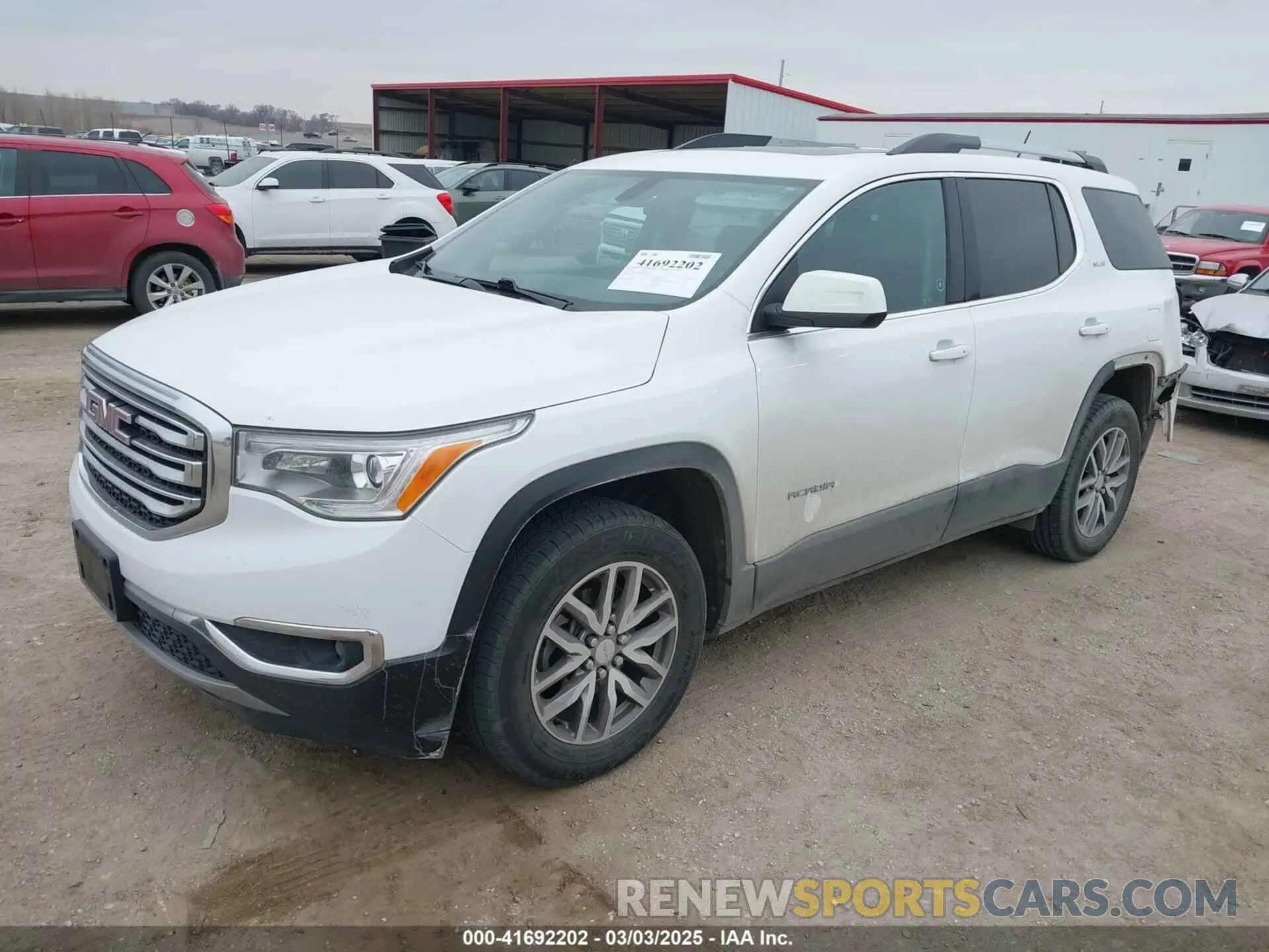 2 Photograph of a damaged car 1GKKNSLS9KZ174512 GMC ACADIA 2019