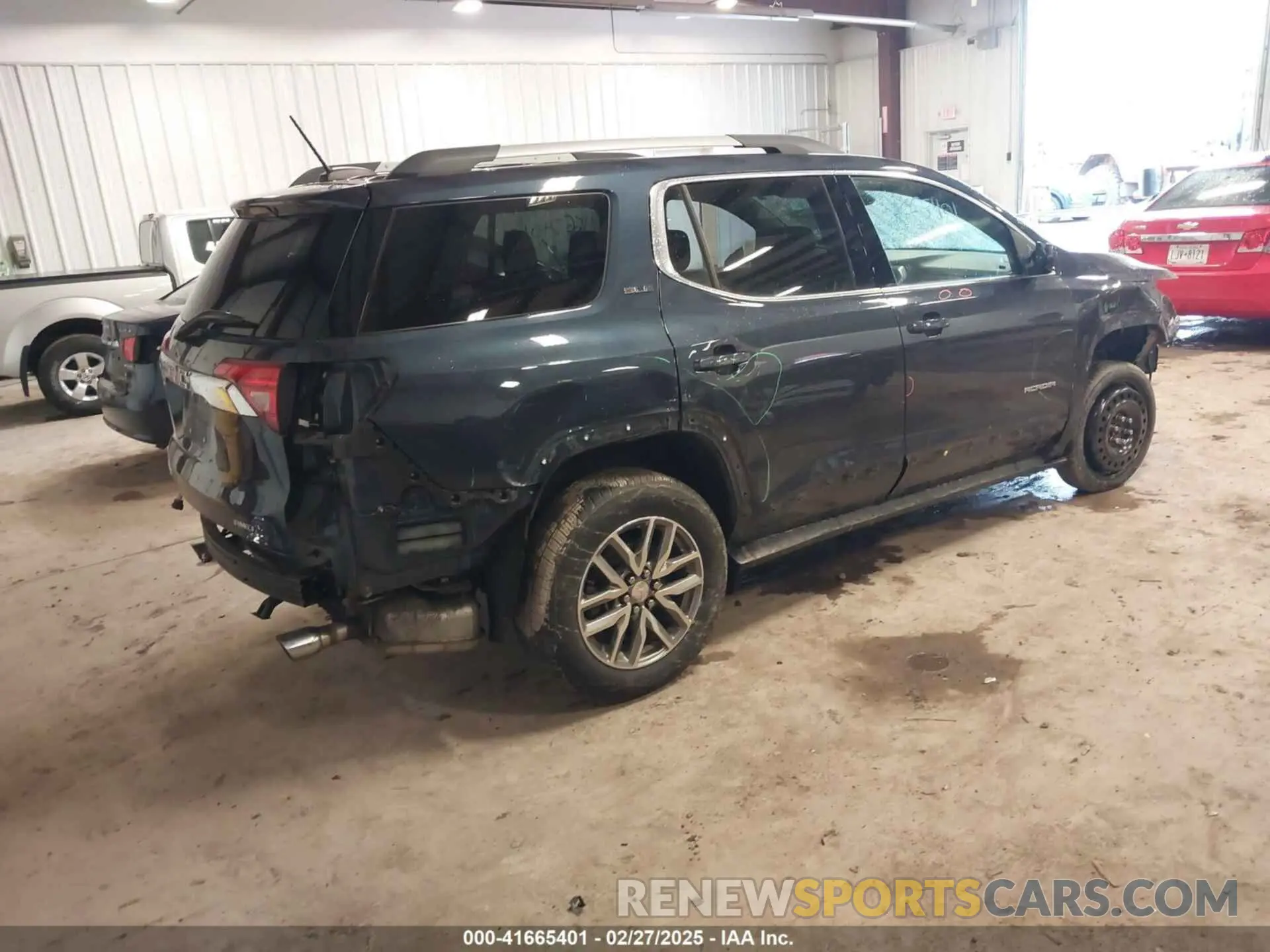 4 Photograph of a damaged car 1GKKNSLS9KZ225913 GMC ACADIA 2019