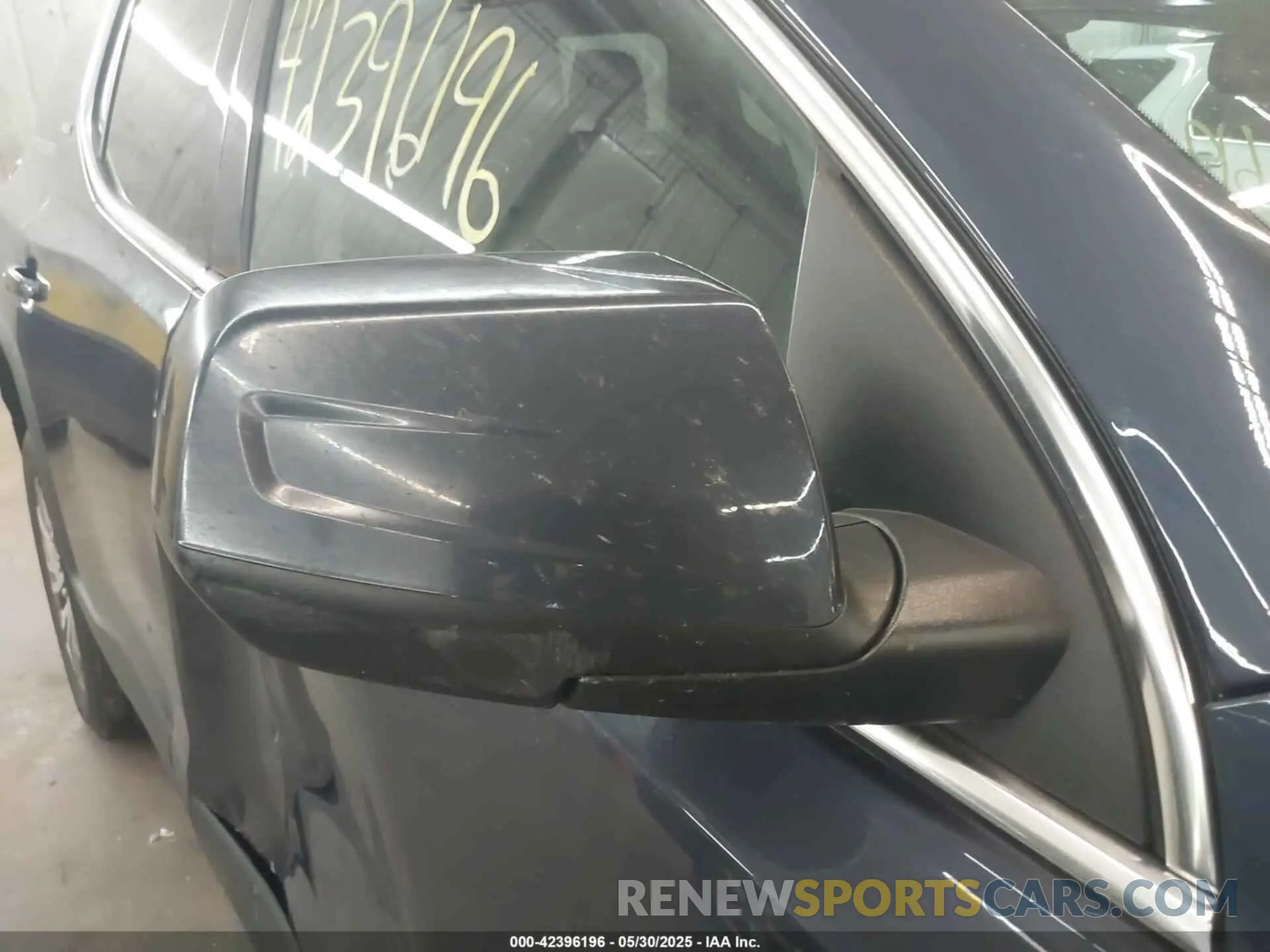 12 Photograph of a damaged car 1GKKNSLSXKZ141454 GMC ACADIA 2019