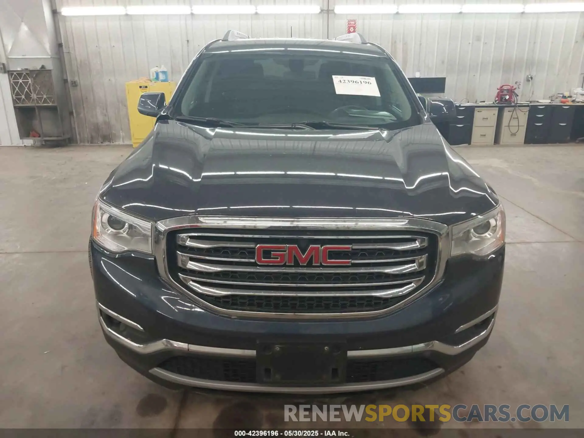 13 Photograph of a damaged car 1GKKNSLSXKZ141454 GMC ACADIA 2019