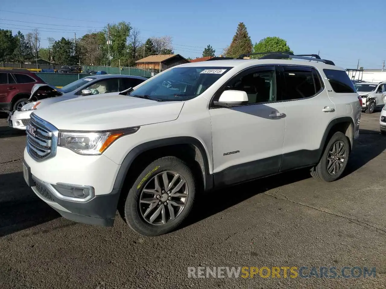 1 Photograph of a damaged car 1GKKNSLSXKZ246589 GMC ACADIA 2019
