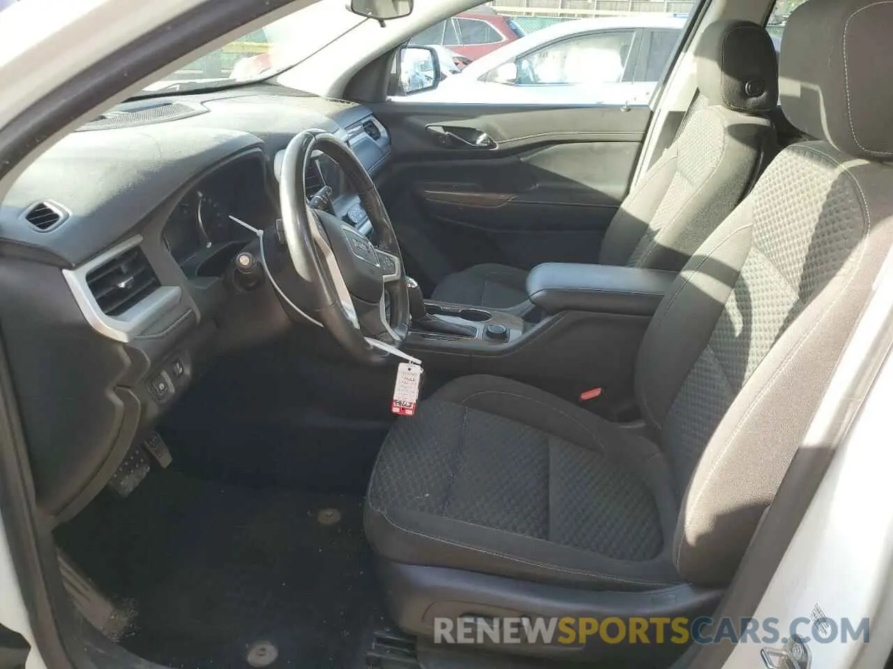 7 Photograph of a damaged car 1GKKNSLSXKZ246589 GMC ACADIA 2019