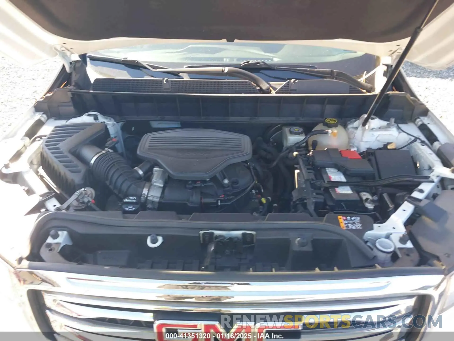10 Photograph of a damaged car 1GKKNULS1KZ219678 GMC ACADIA 2019