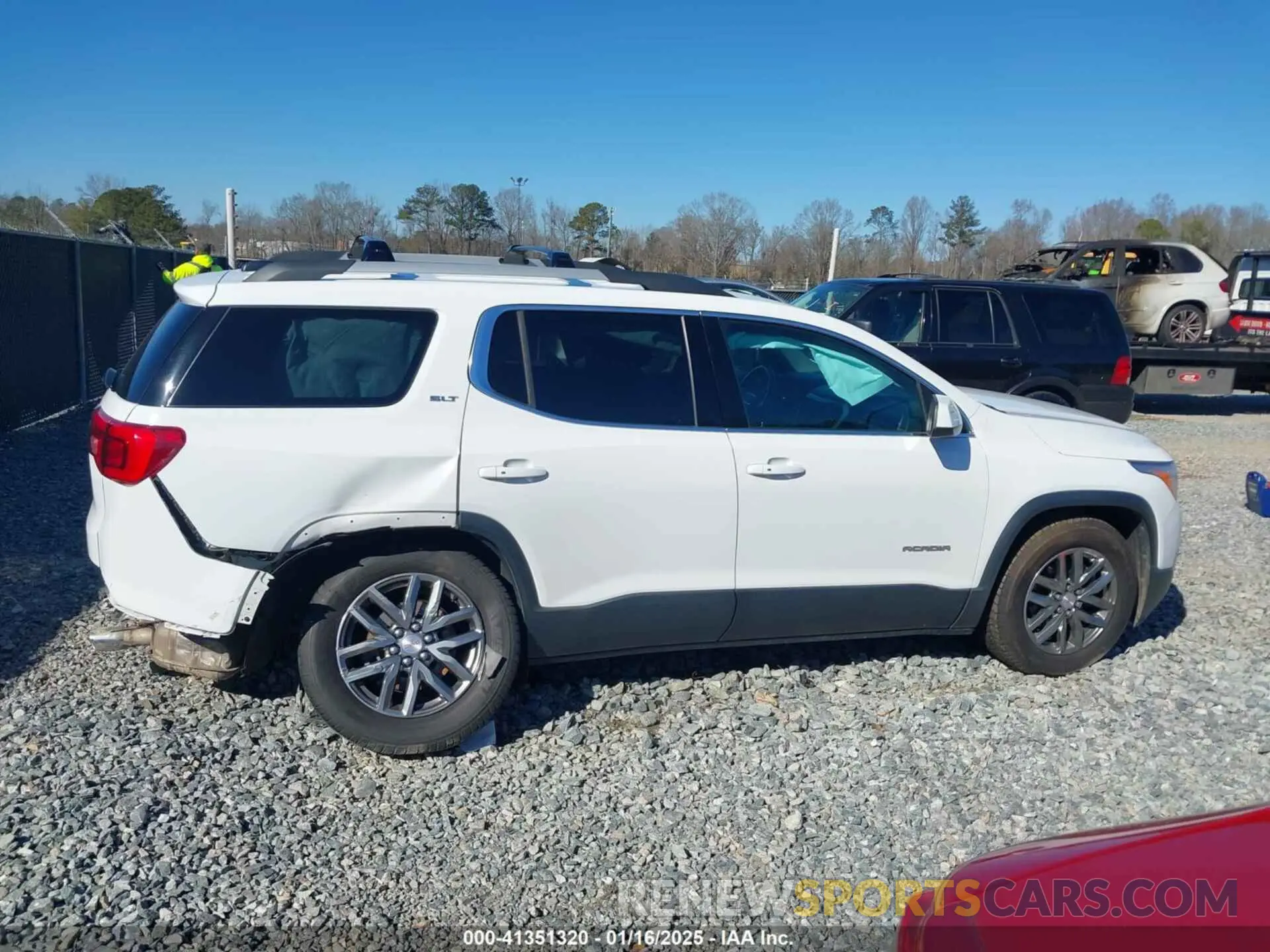 12 Photograph of a damaged car 1GKKNULS1KZ219678 GMC ACADIA 2019