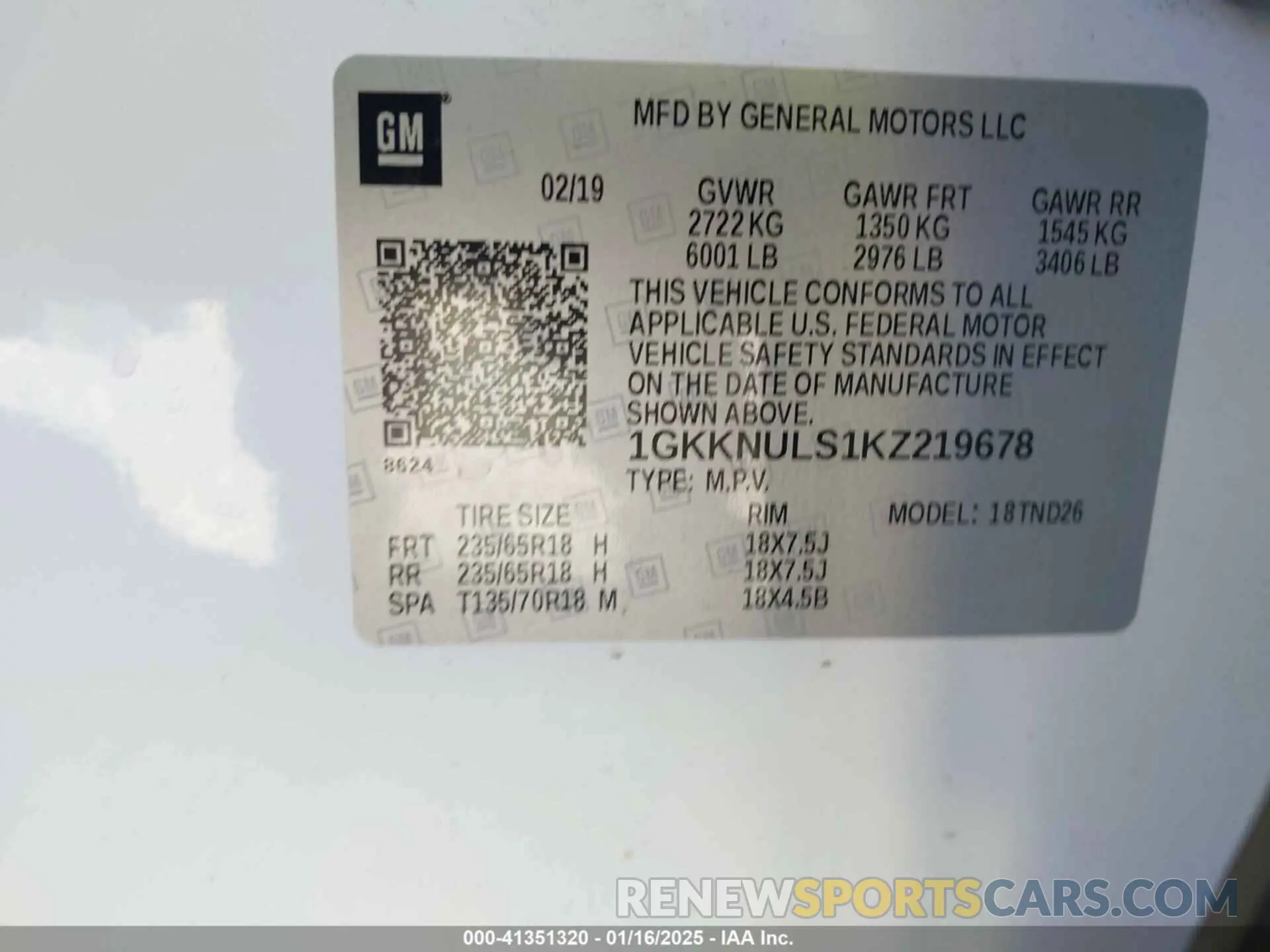 9 Photograph of a damaged car 1GKKNULS1KZ219678 GMC ACADIA 2019