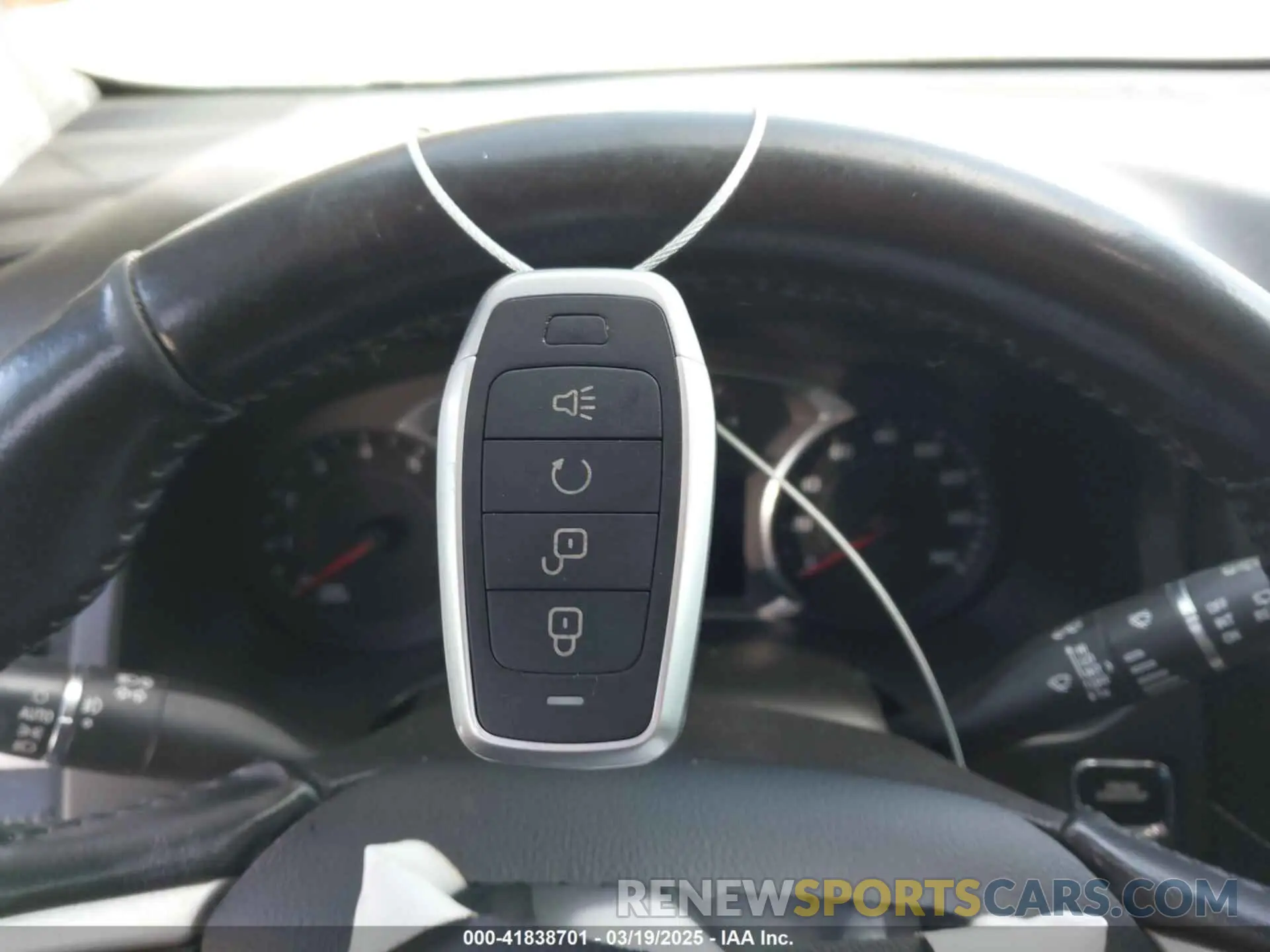 11 Photograph of a damaged car 1GKKNULS1KZ268265 GMC ACADIA 2019