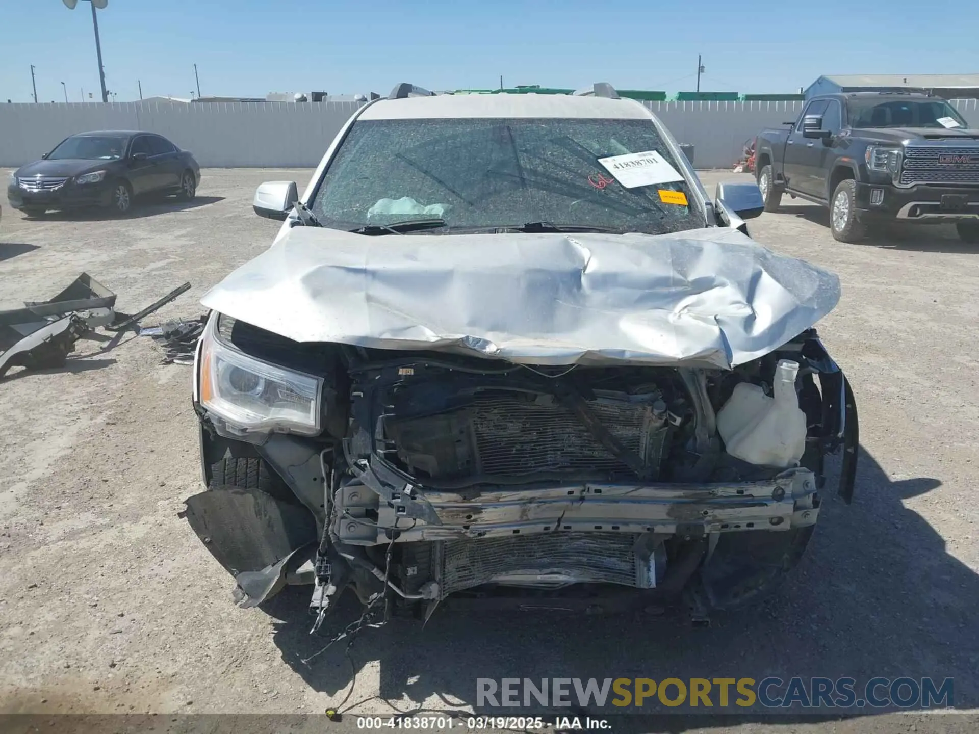 13 Photograph of a damaged car 1GKKNULS1KZ268265 GMC ACADIA 2019