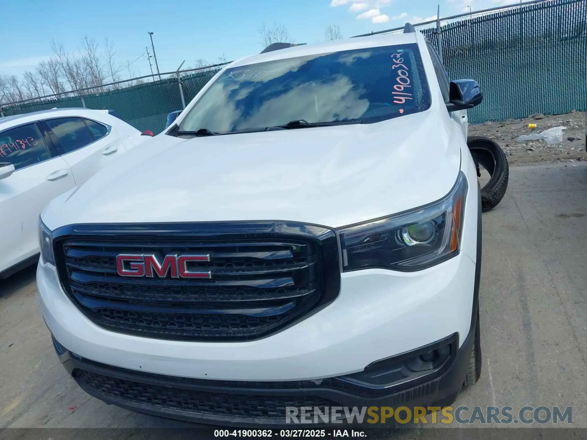 12 Photograph of a damaged car 1GKKNULS1KZ300034 GMC ACADIA 2019