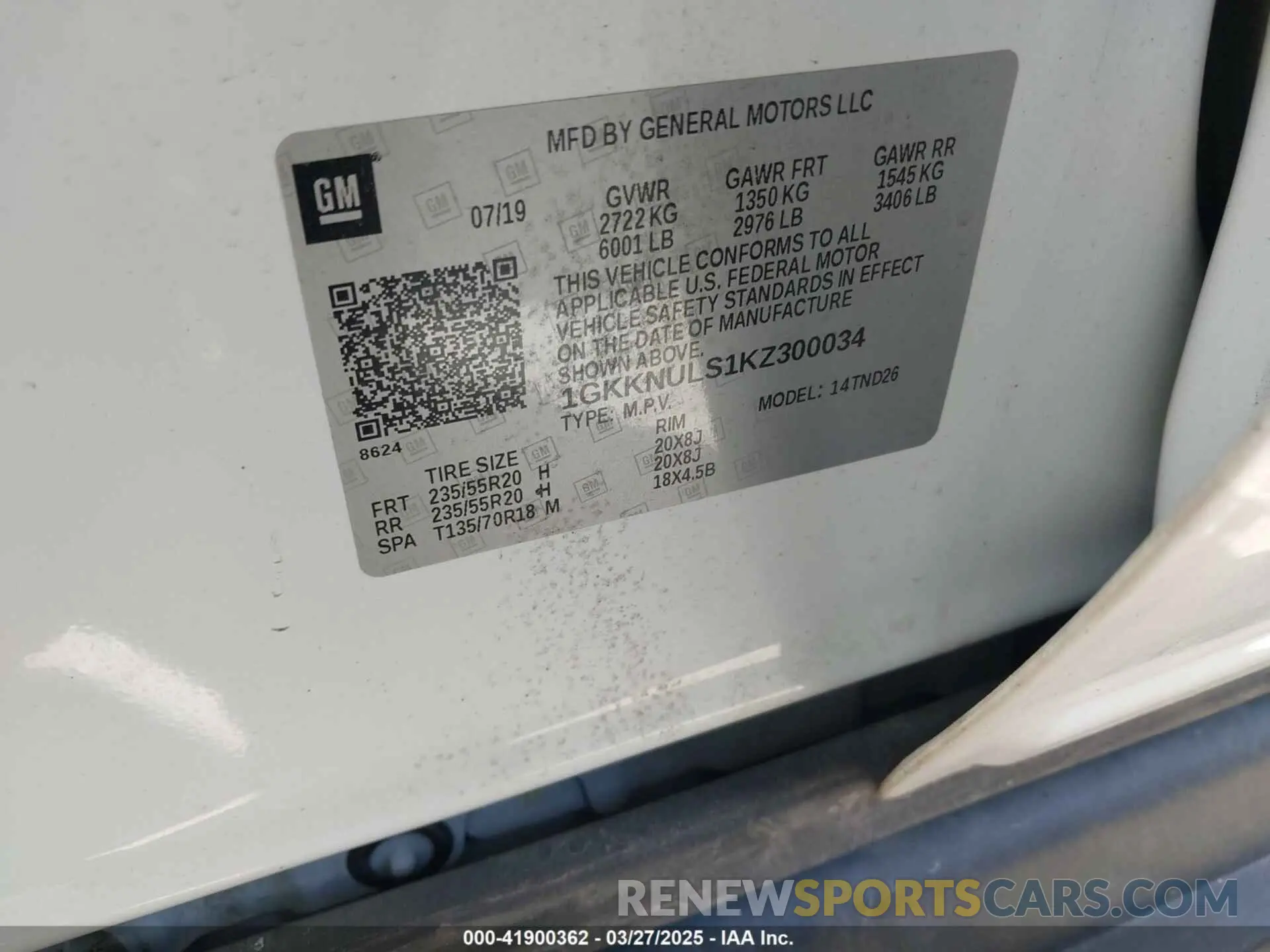 9 Photograph of a damaged car 1GKKNULS1KZ300034 GMC ACADIA 2019