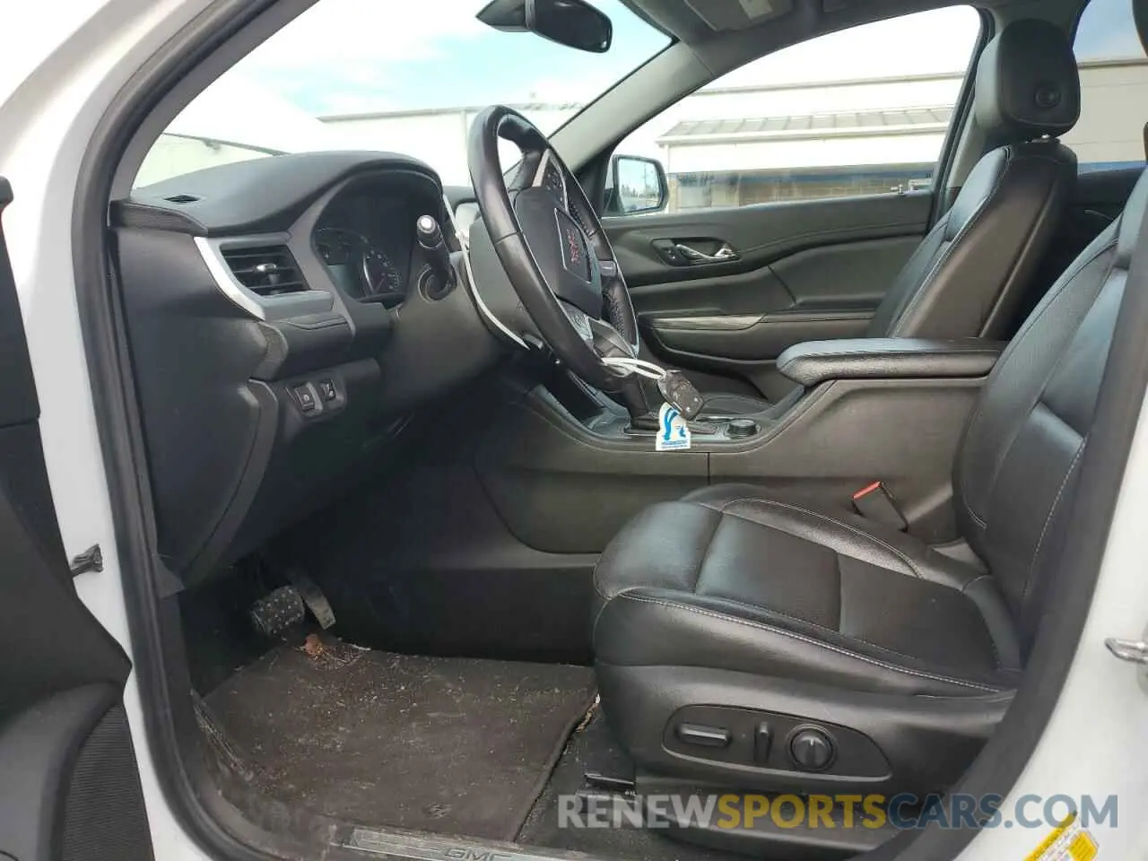 7 Photograph of a damaged car 1GKKNULS2KZ201948 GMC ACADIA 2019