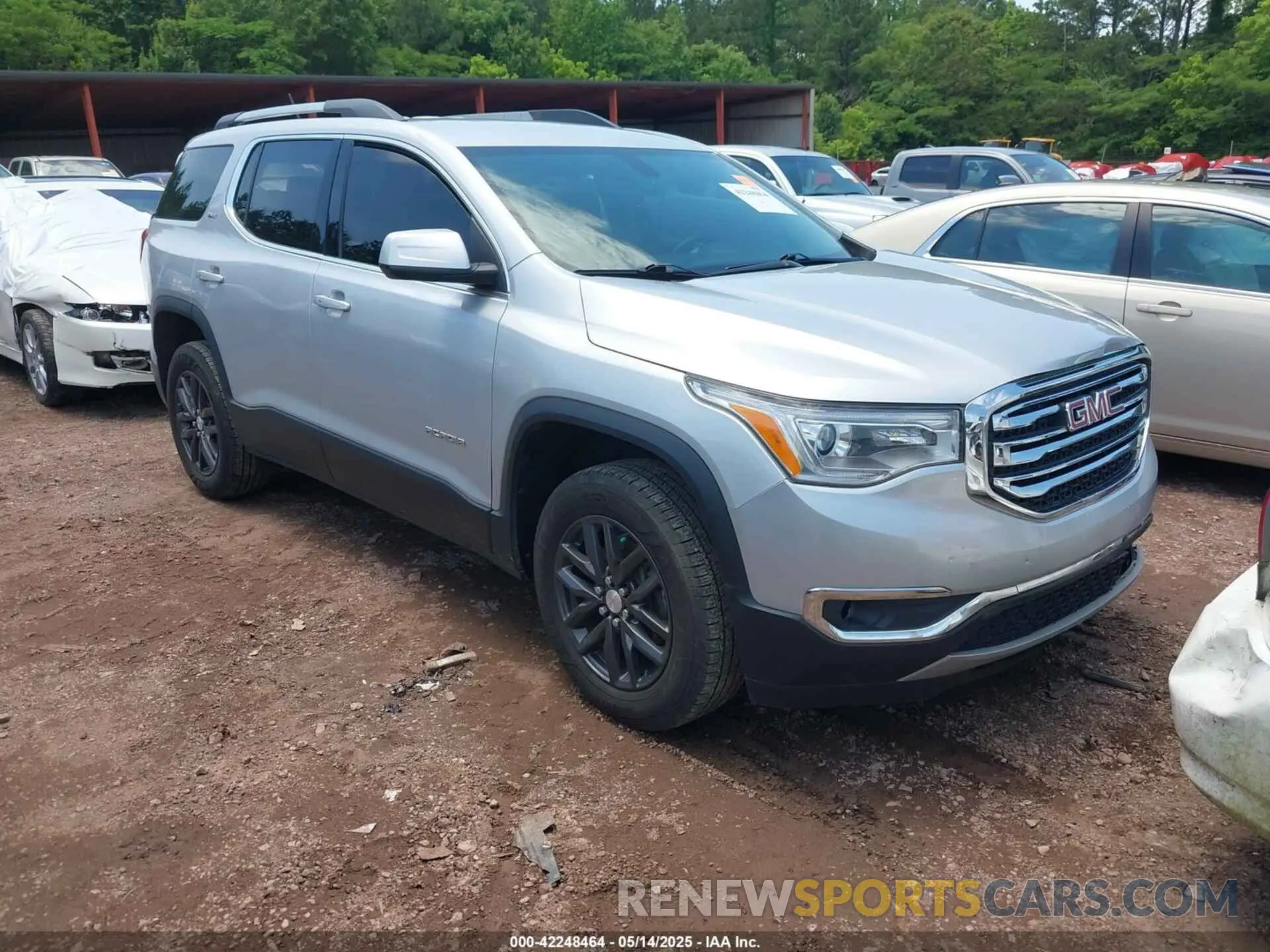 1 Photograph of a damaged car 1GKKNULS3KZ228513 GMC ACADIA 2019