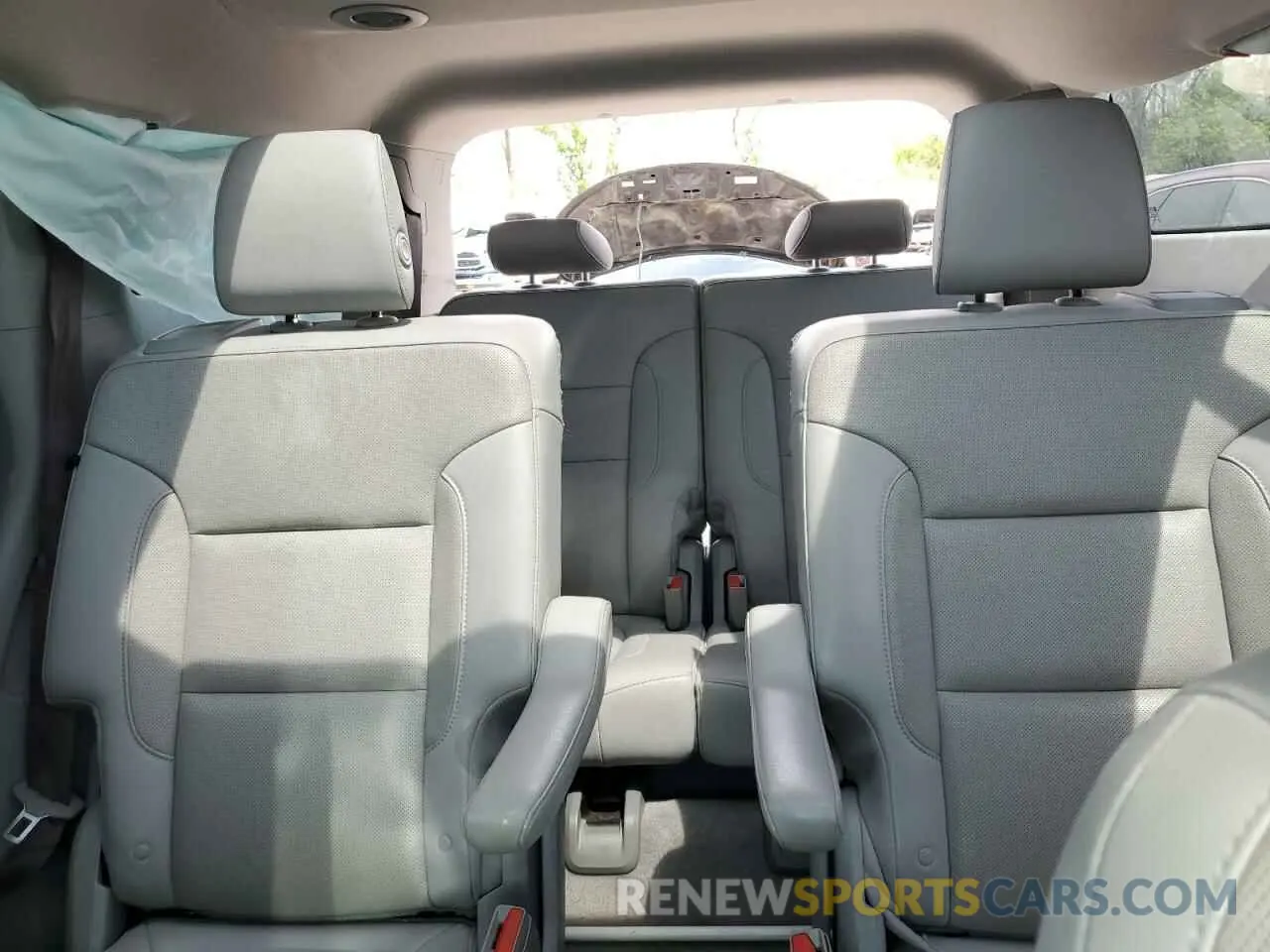 10 Photograph of a damaged car 1GKKNULS3KZ283611 GMC ACADIA 2019