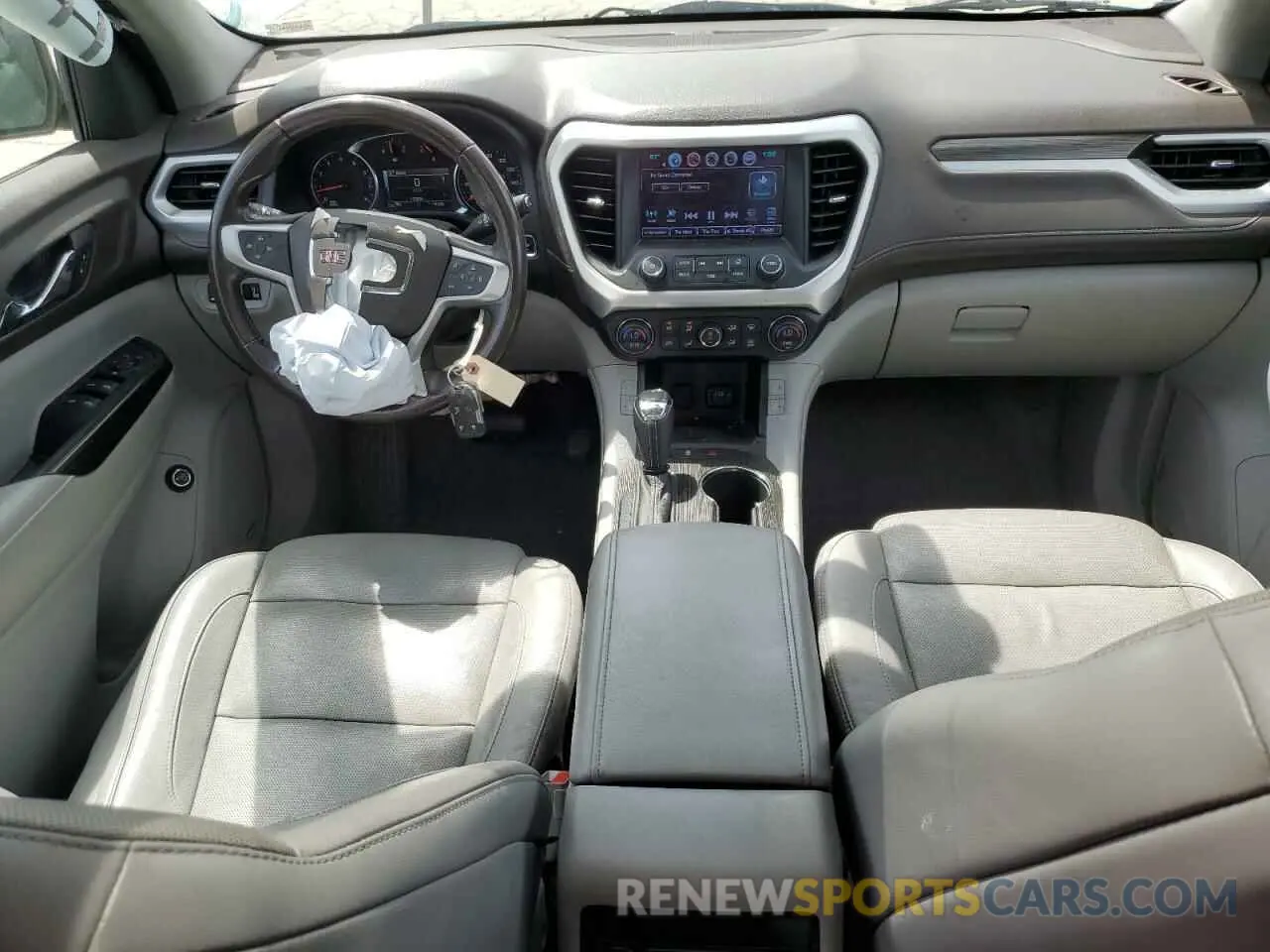 8 Photograph of a damaged car 1GKKNULS3KZ283611 GMC ACADIA 2019