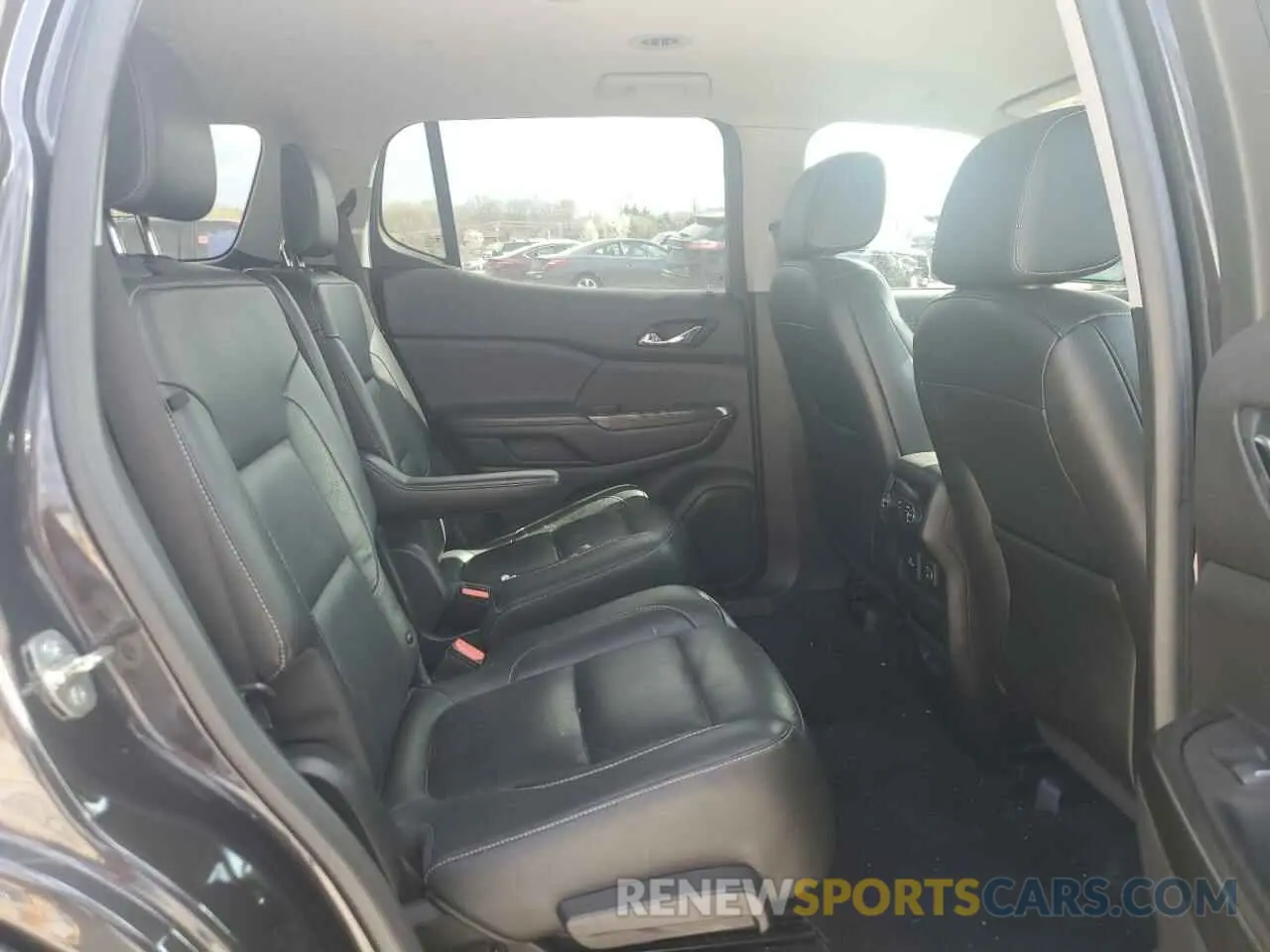 12 Photograph of a damaged car 1GKKNULS5KZ159193 GMC ACADIA 2019