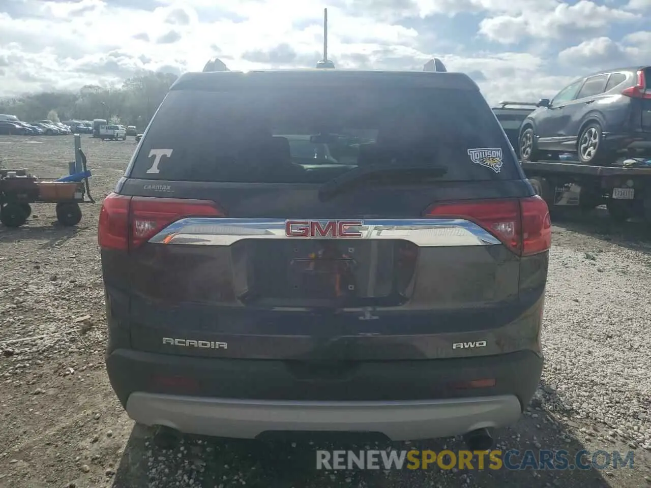 6 Photograph of a damaged car 1GKKNULS5KZ159193 GMC ACADIA 2019
