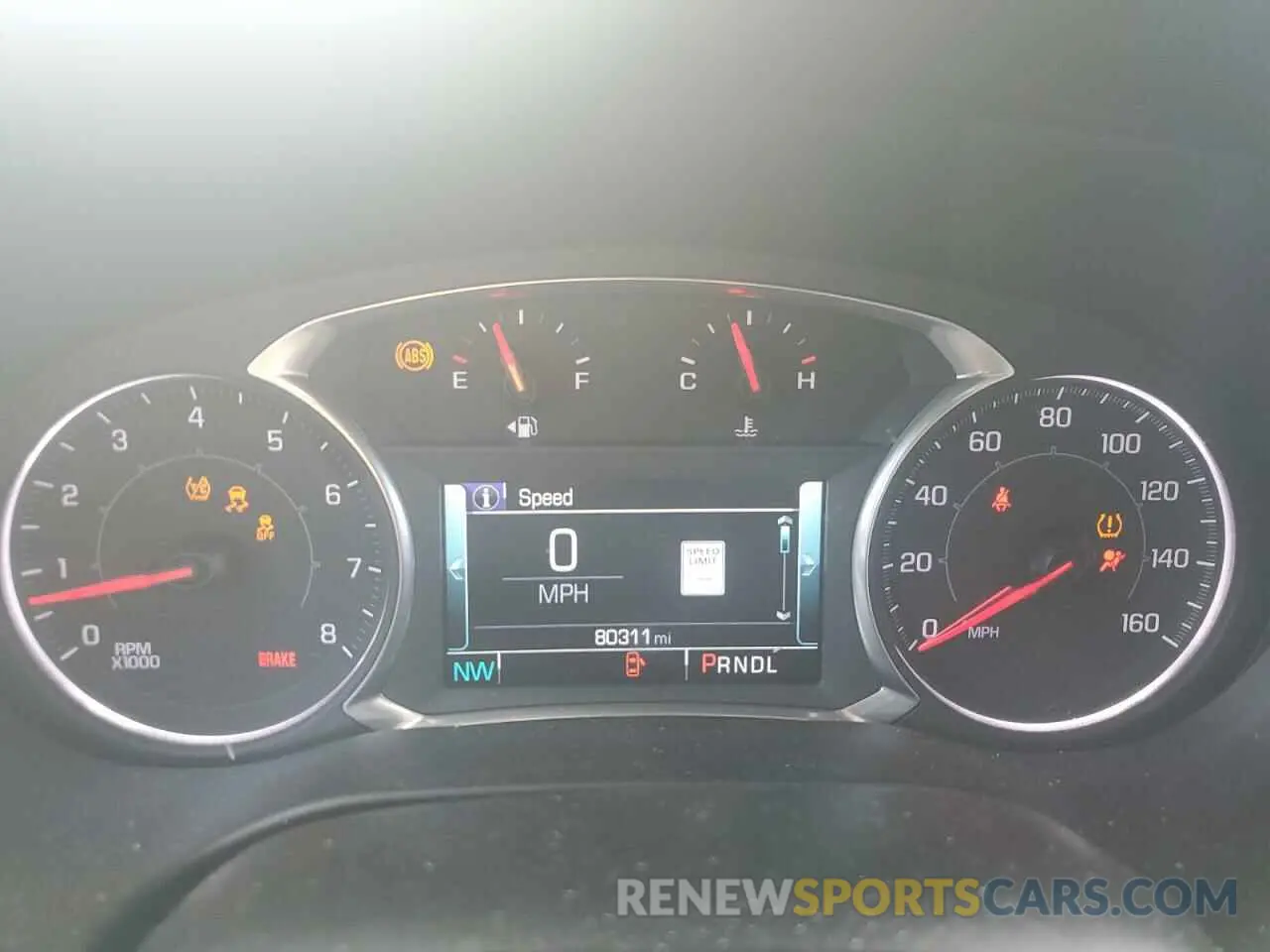 9 Photograph of a damaged car 1GKKNULS5KZ159193 GMC ACADIA 2019