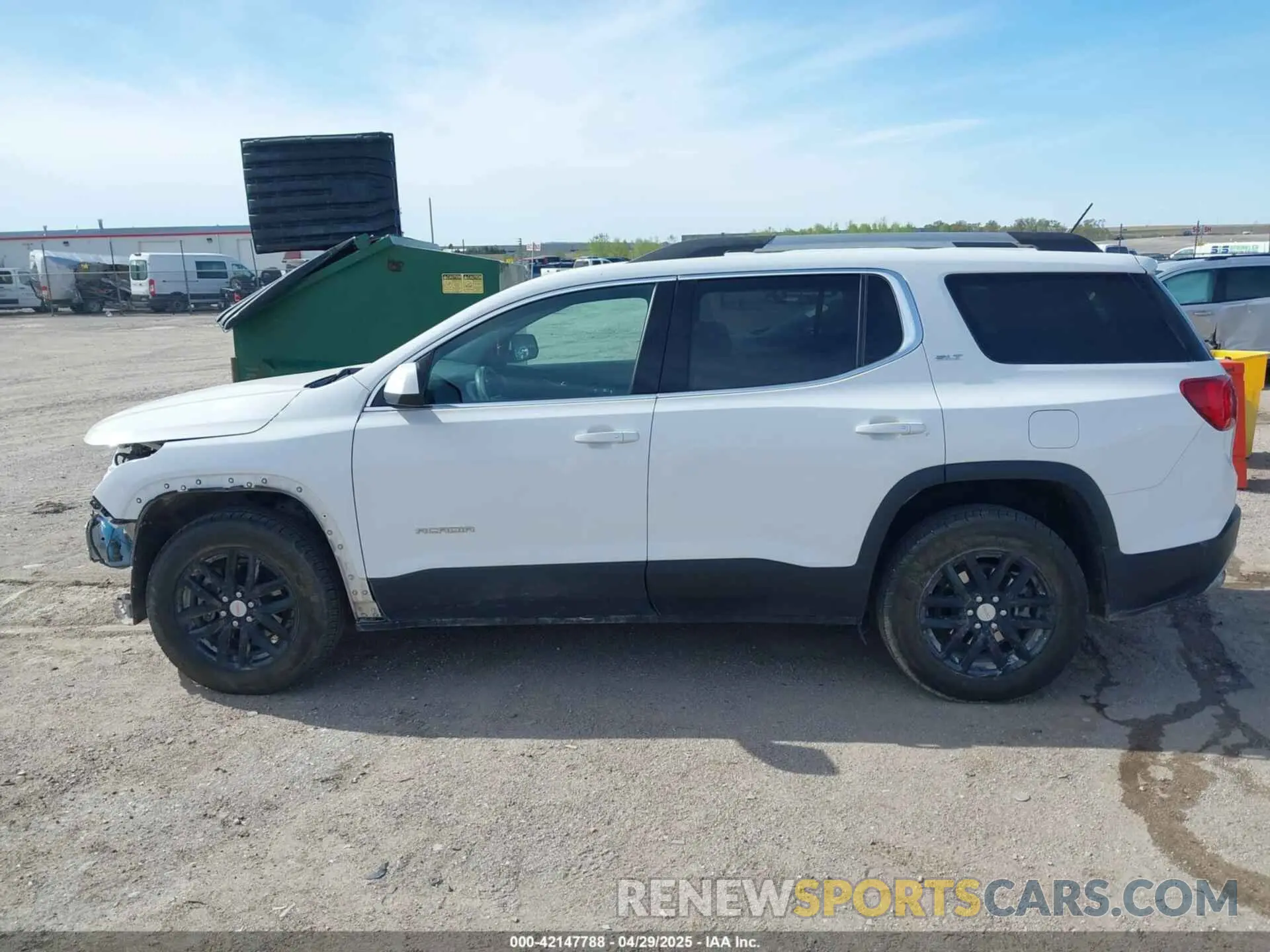 15 Photograph of a damaged car 1GKKNULS5KZ236581 GMC ACADIA 2019