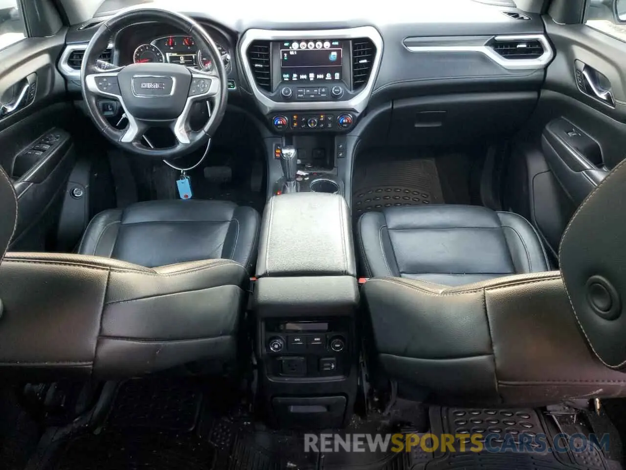 8 Photograph of a damaged car 1GKKNULS5KZ276305 GMC ACADIA 2019