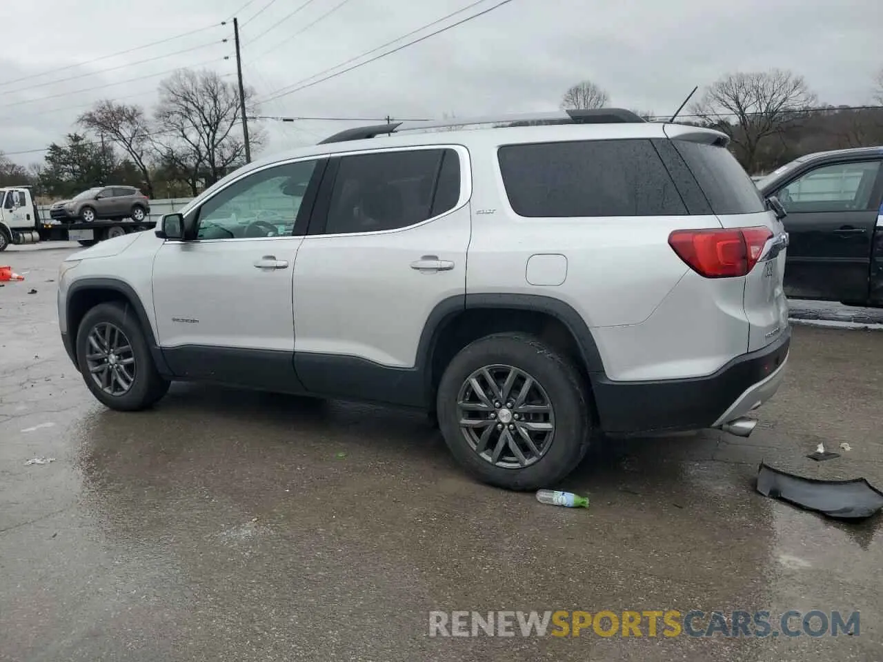 2 Photograph of a damaged car 1GKKNULS5KZ285327 GMC ACADIA 2019