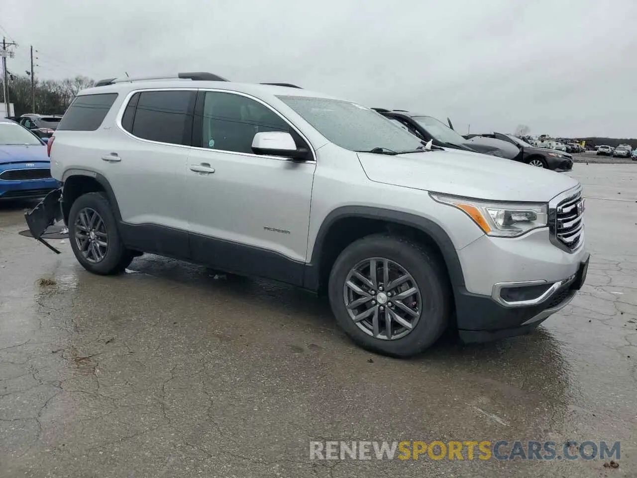 4 Photograph of a damaged car 1GKKNULS5KZ285327 GMC ACADIA 2019