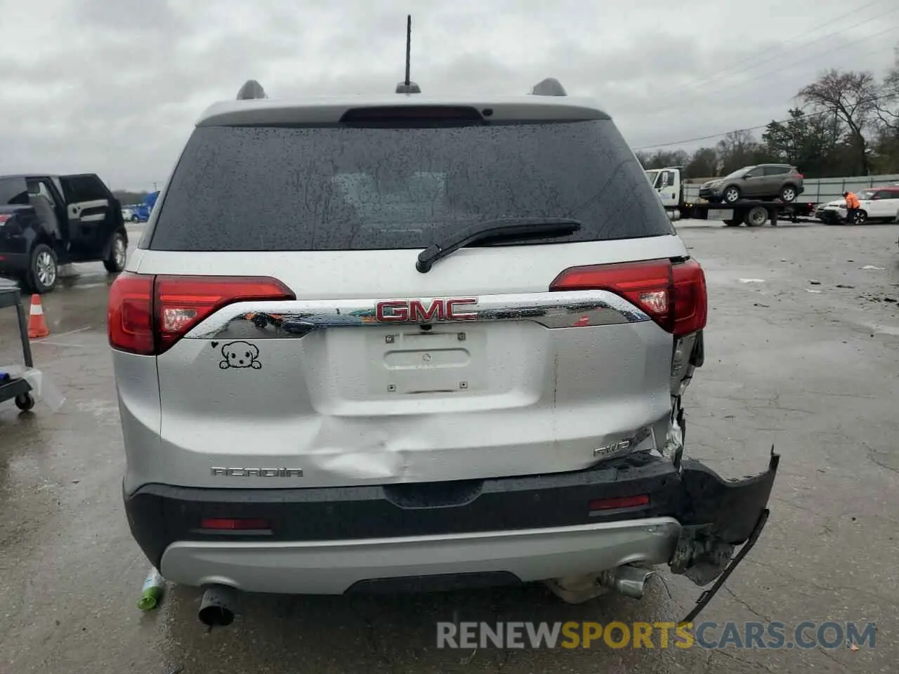 6 Photograph of a damaged car 1GKKNULS5KZ285327 GMC ACADIA 2019