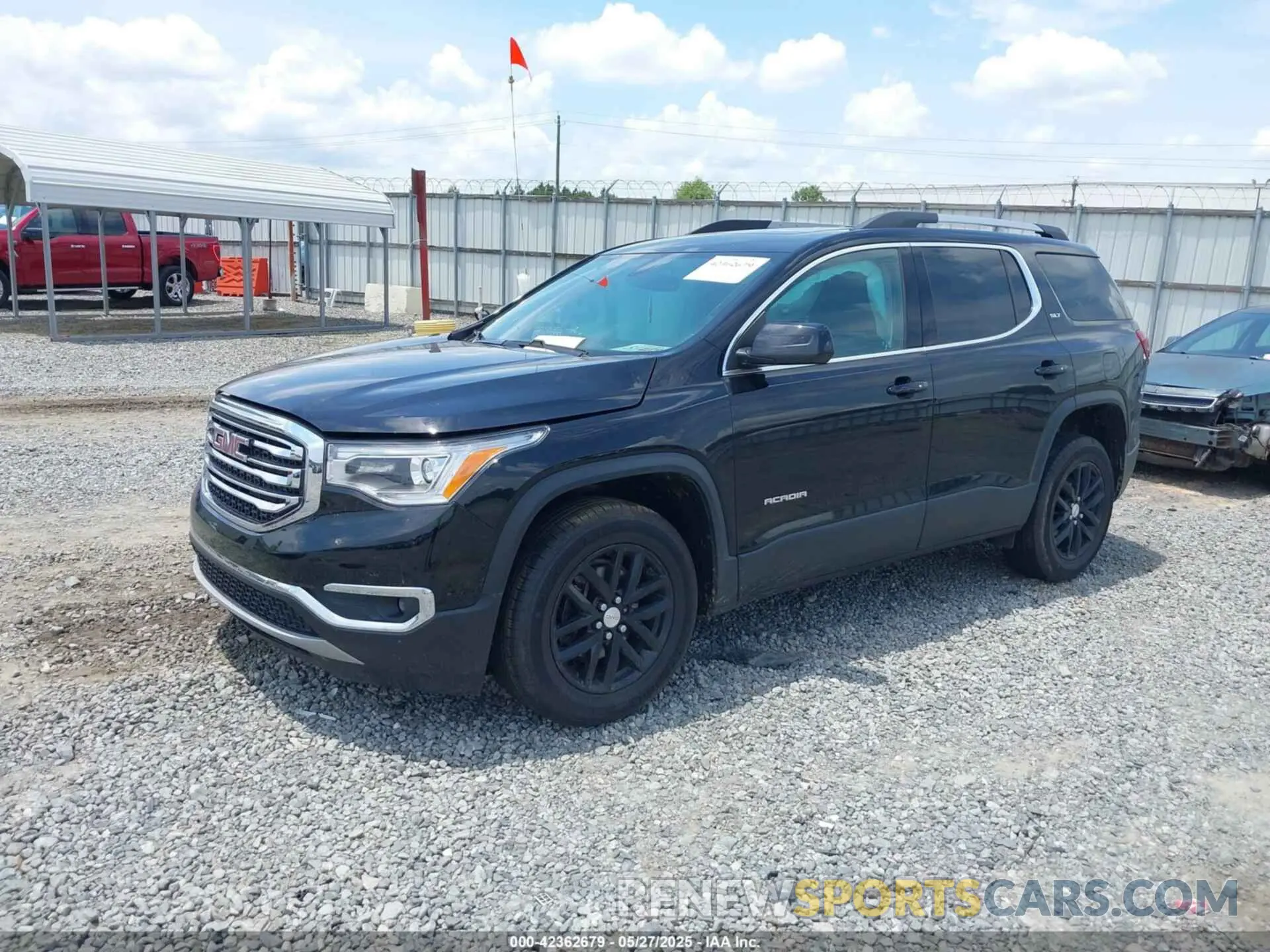 2 Photograph of a damaged car 1GKKNULS6KZ113405 GMC ACADIA 2019