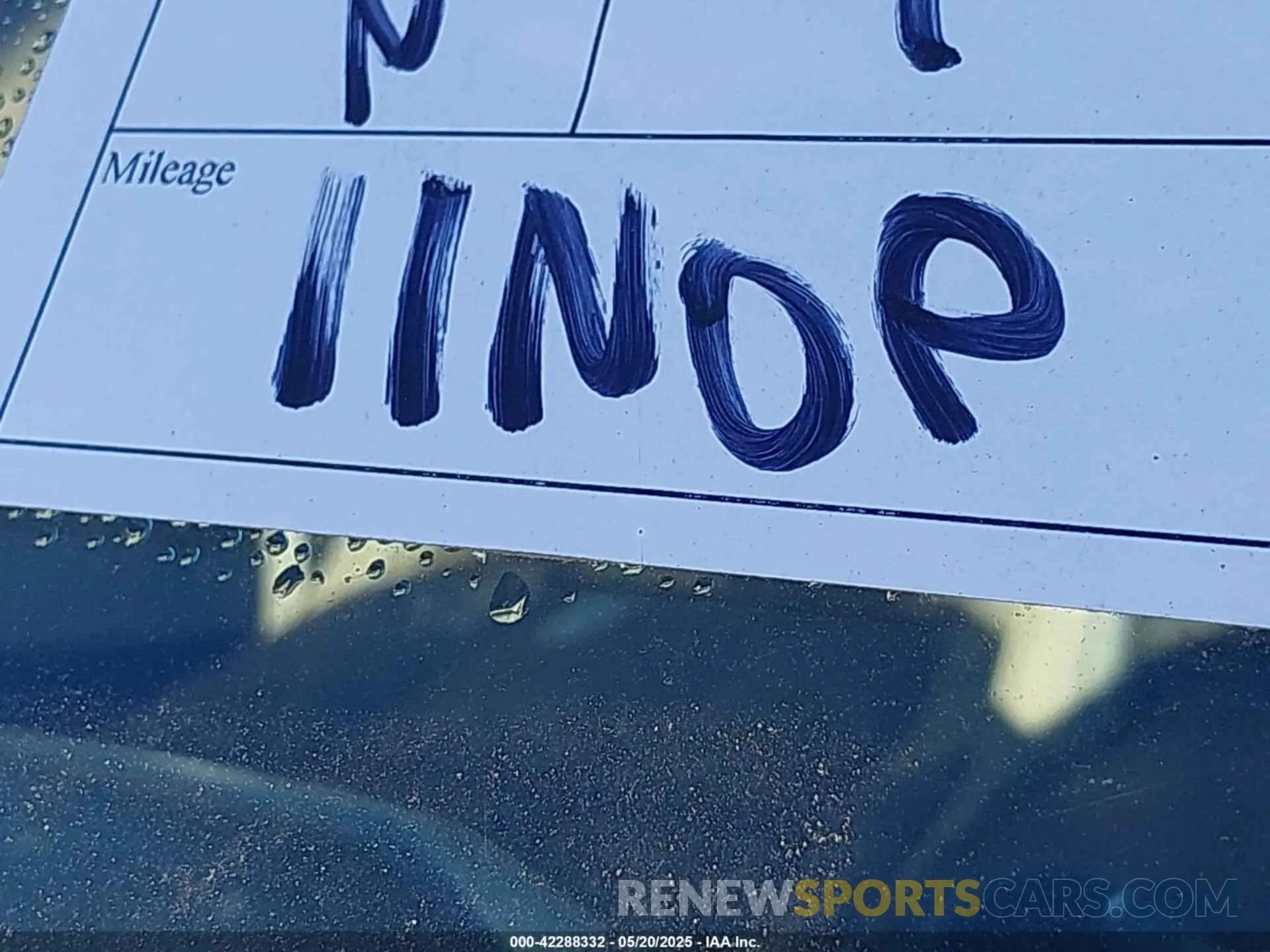 14 Photograph of a damaged car 1GKKNULS6KZ210622 GMC ACADIA 2019