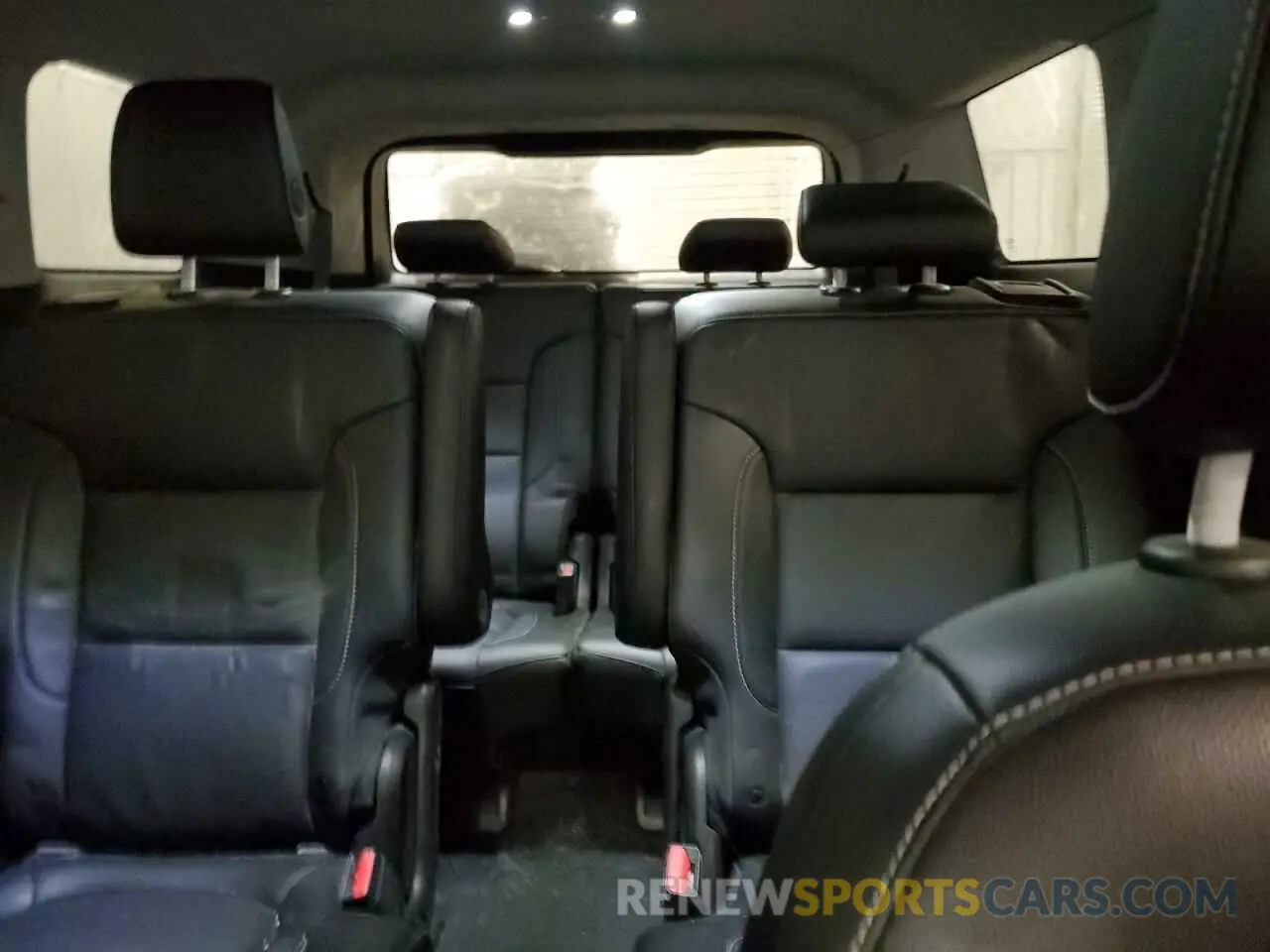 10 Photograph of a damaged car 1GKKNULS6KZ269279 GMC ACADIA 2019
