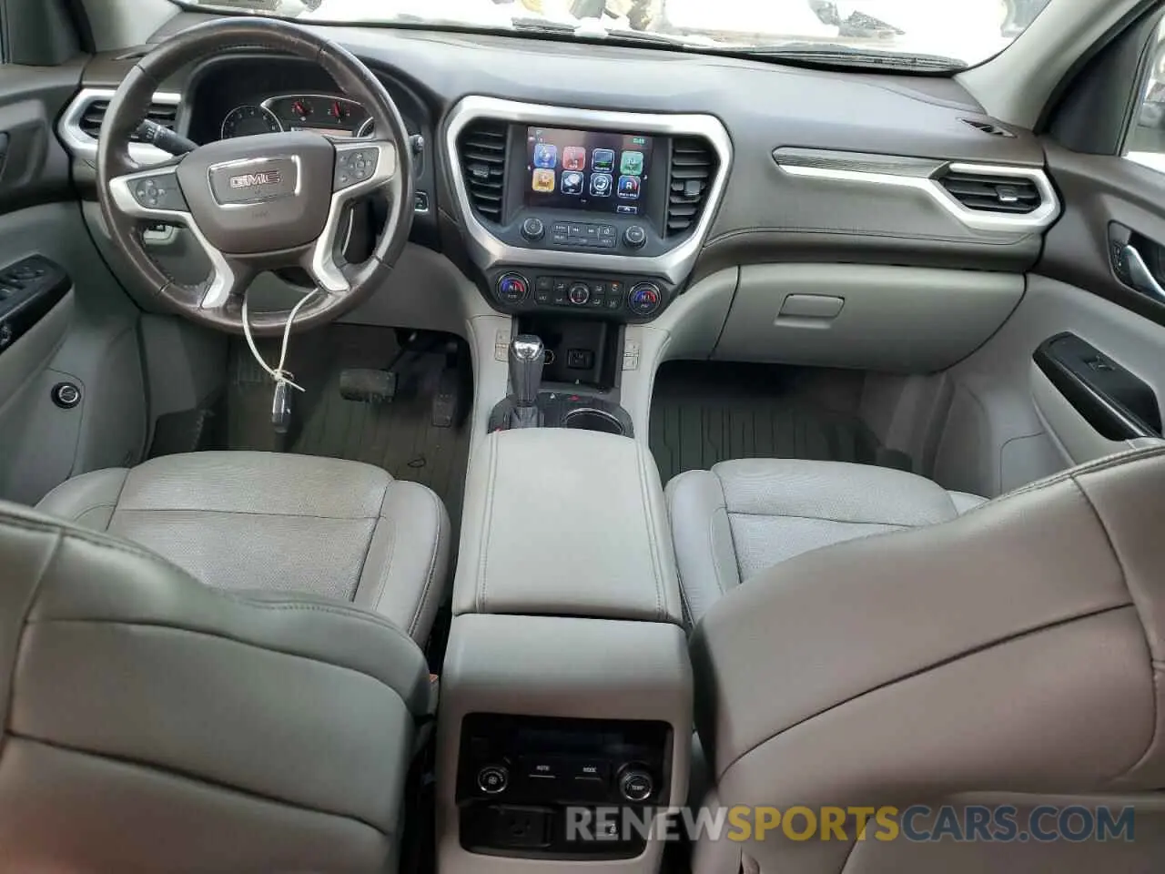 8 Photograph of a damaged car 1GKKNULS6KZ289256 GMC ACADIA 2019