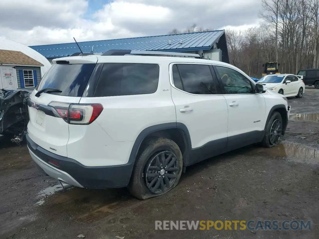 3 Photograph of a damaged car 1GKKNULS7KZ104499 GMC ACADIA 2019