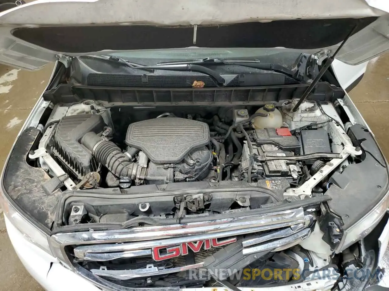 12 Photograph of a damaged car 1GKKNULS7KZ139172 GMC ACADIA 2019