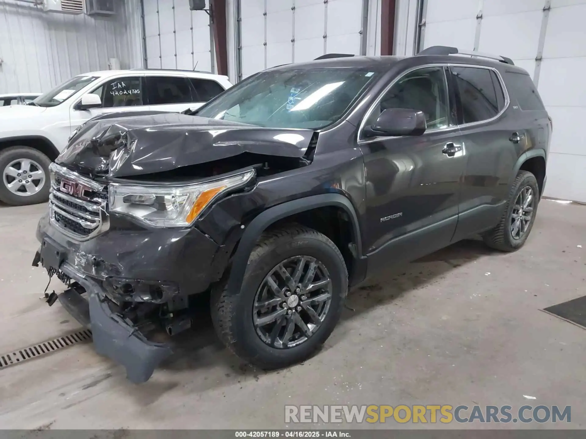 2 Photograph of a damaged car 1GKKNULS7KZ157722 GMC ACADIA 2019