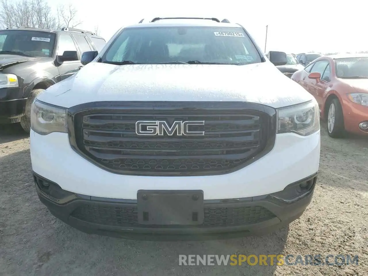 5 Photograph of a damaged car 1GKKNULS7KZ192941 GMC ACADIA 2019